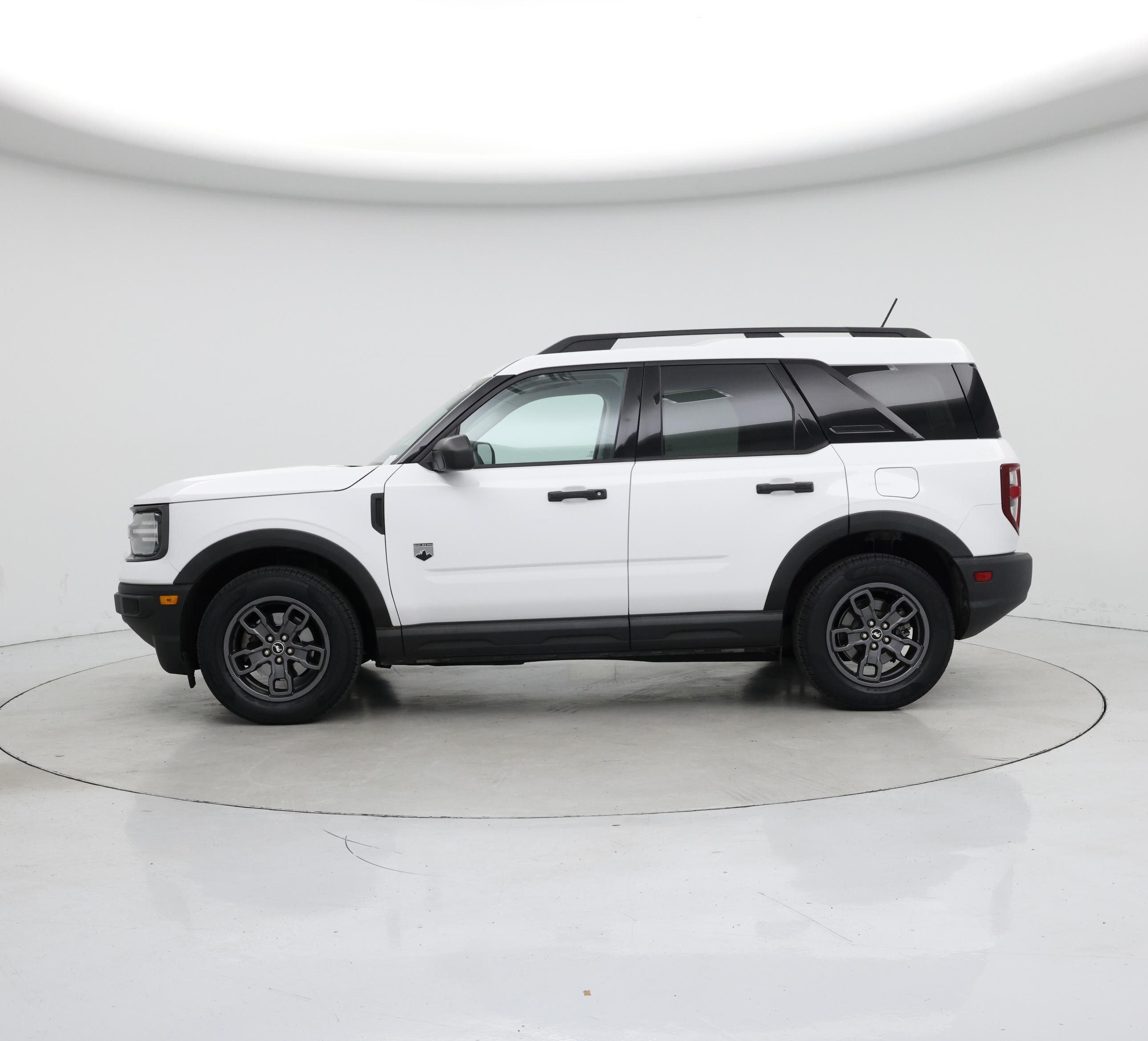 Thumbnail: 2021 Ford Bronco Sport - 3