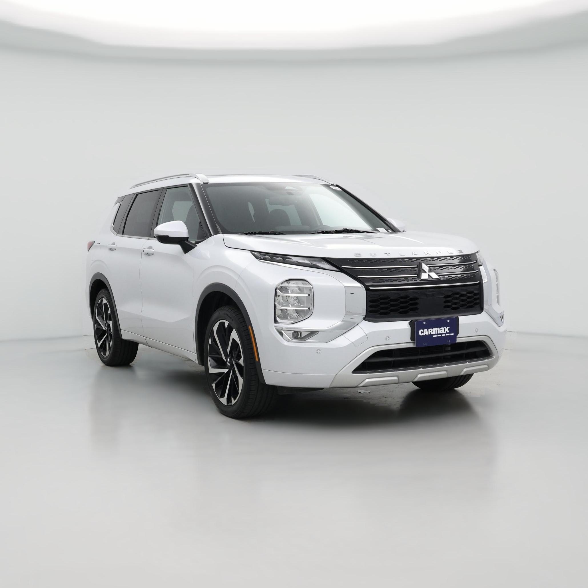 Thumbnail: 2022 Mitsubishi Outlander - 1