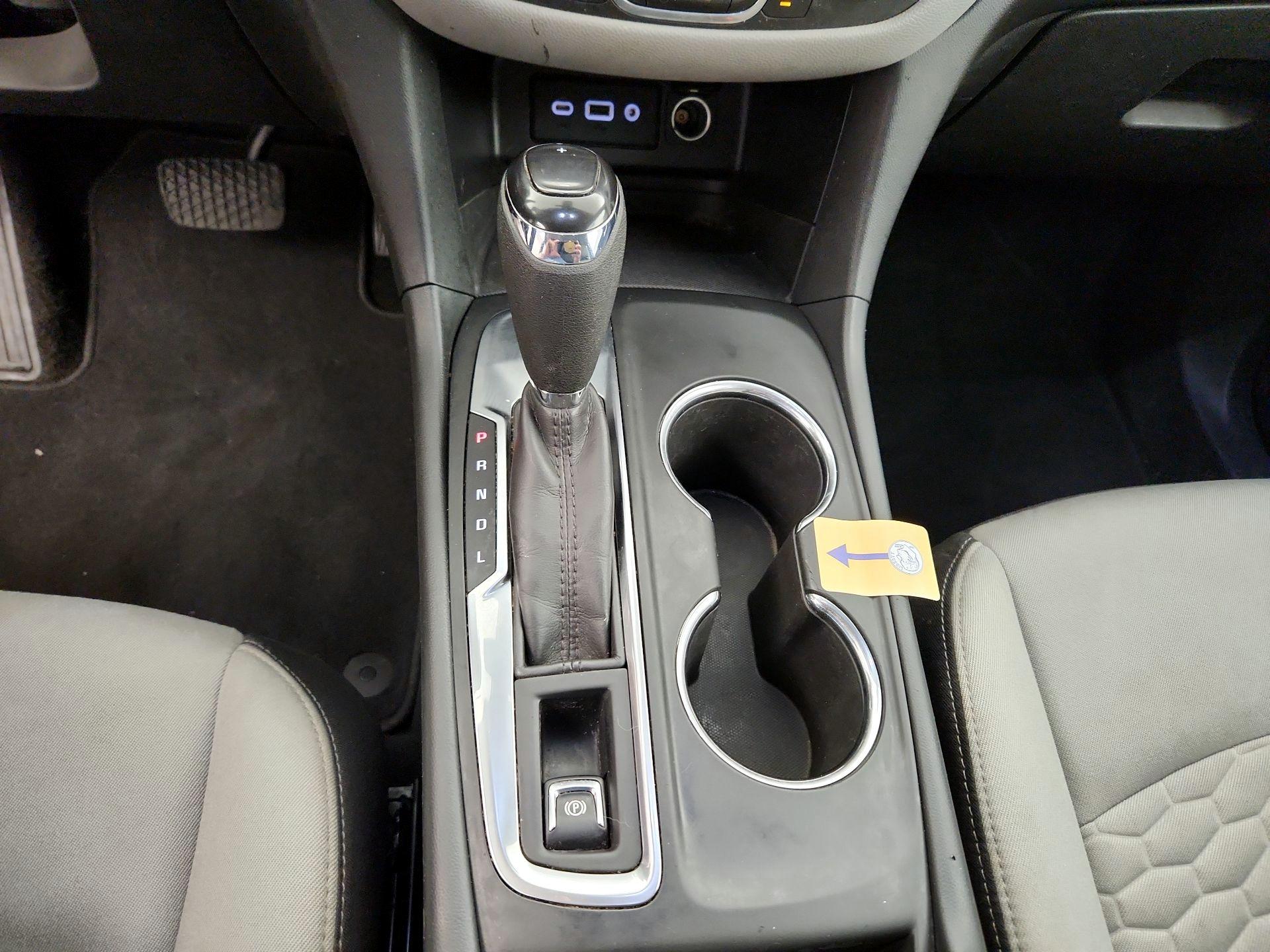 Thumbnail: 2020 Chevrolet Equinox - 17