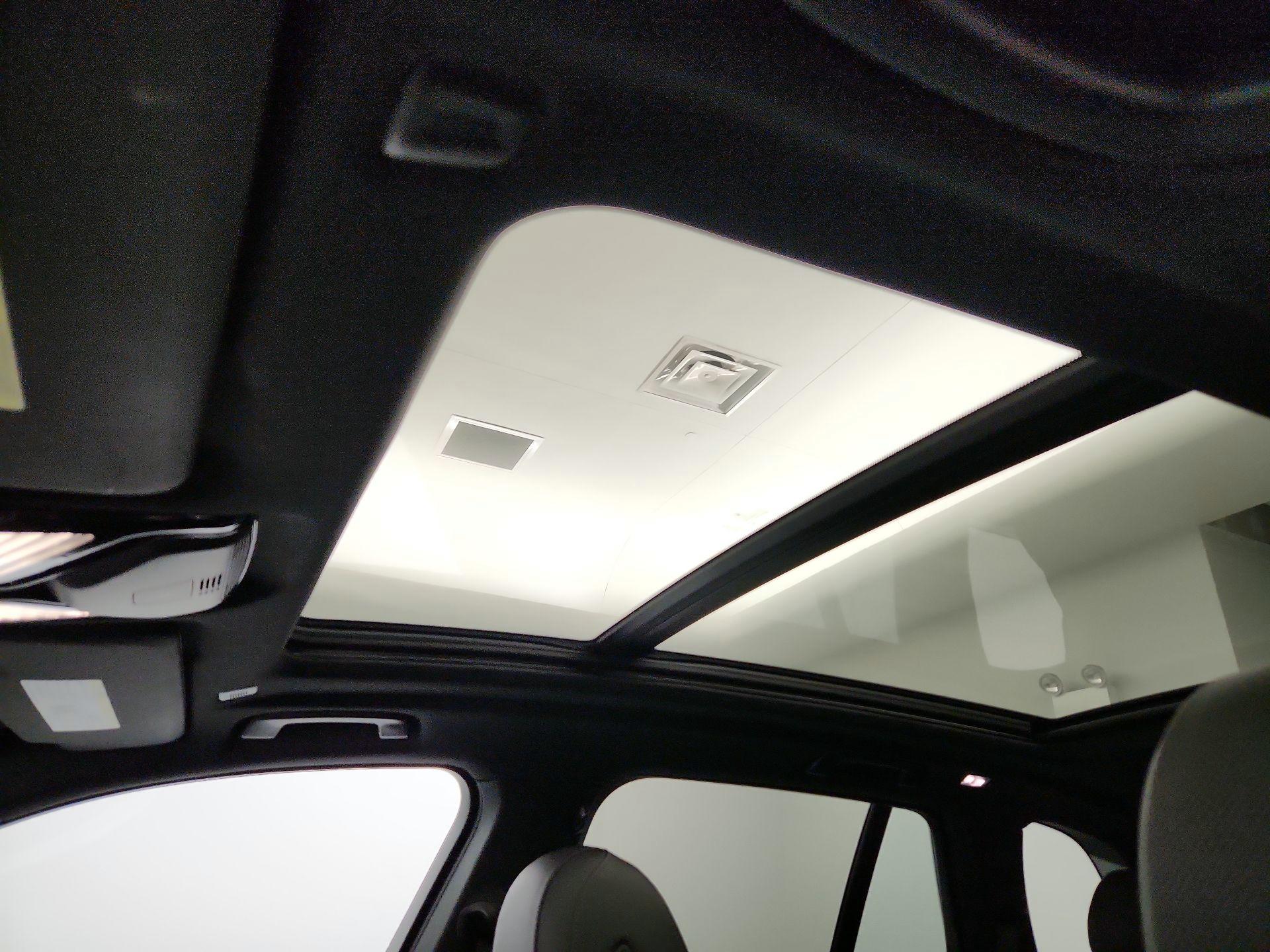 Thumbnail: 2023 BMW X5 - 20
