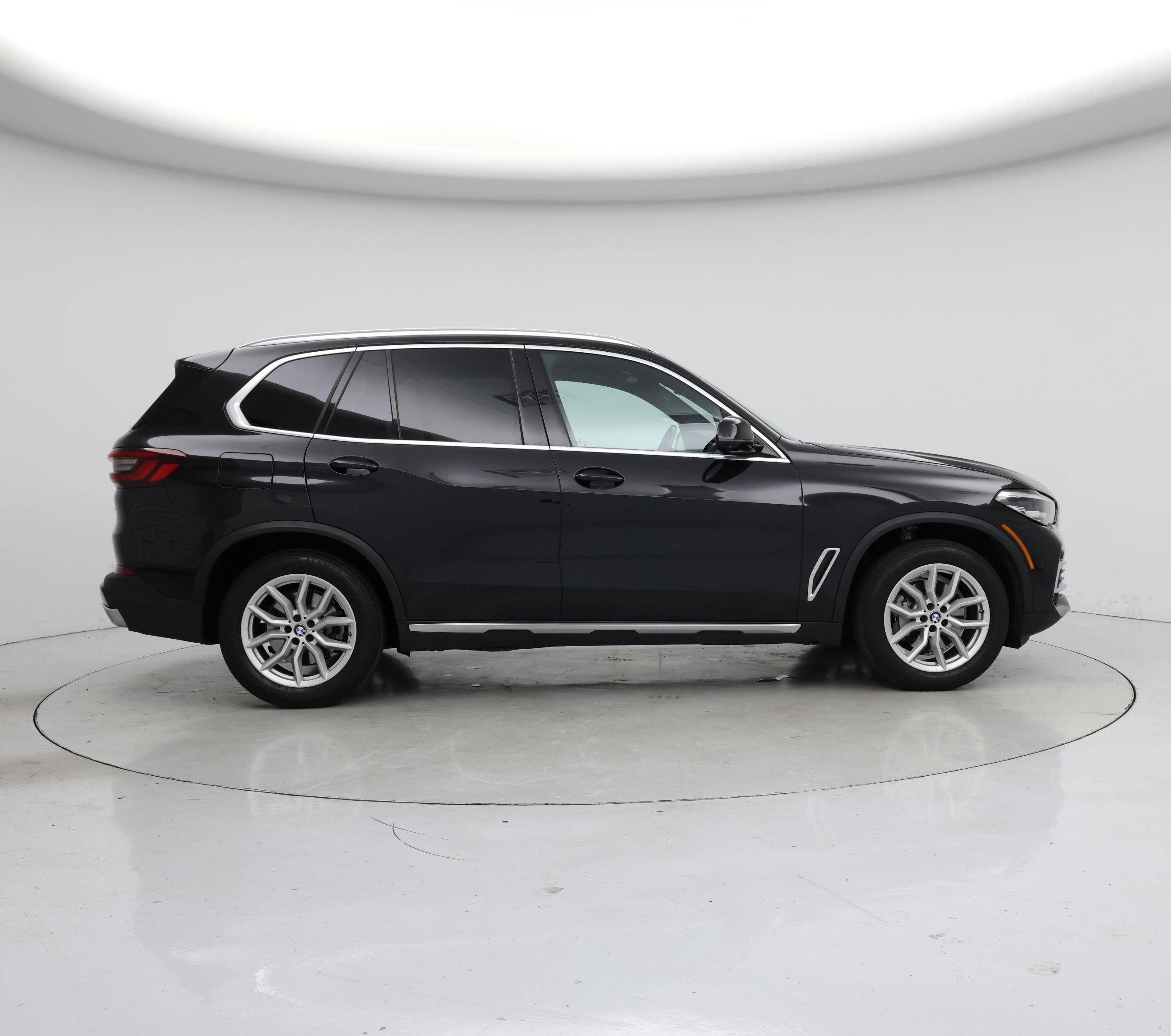 Thumbnail: 2023 BMW X5 - 7