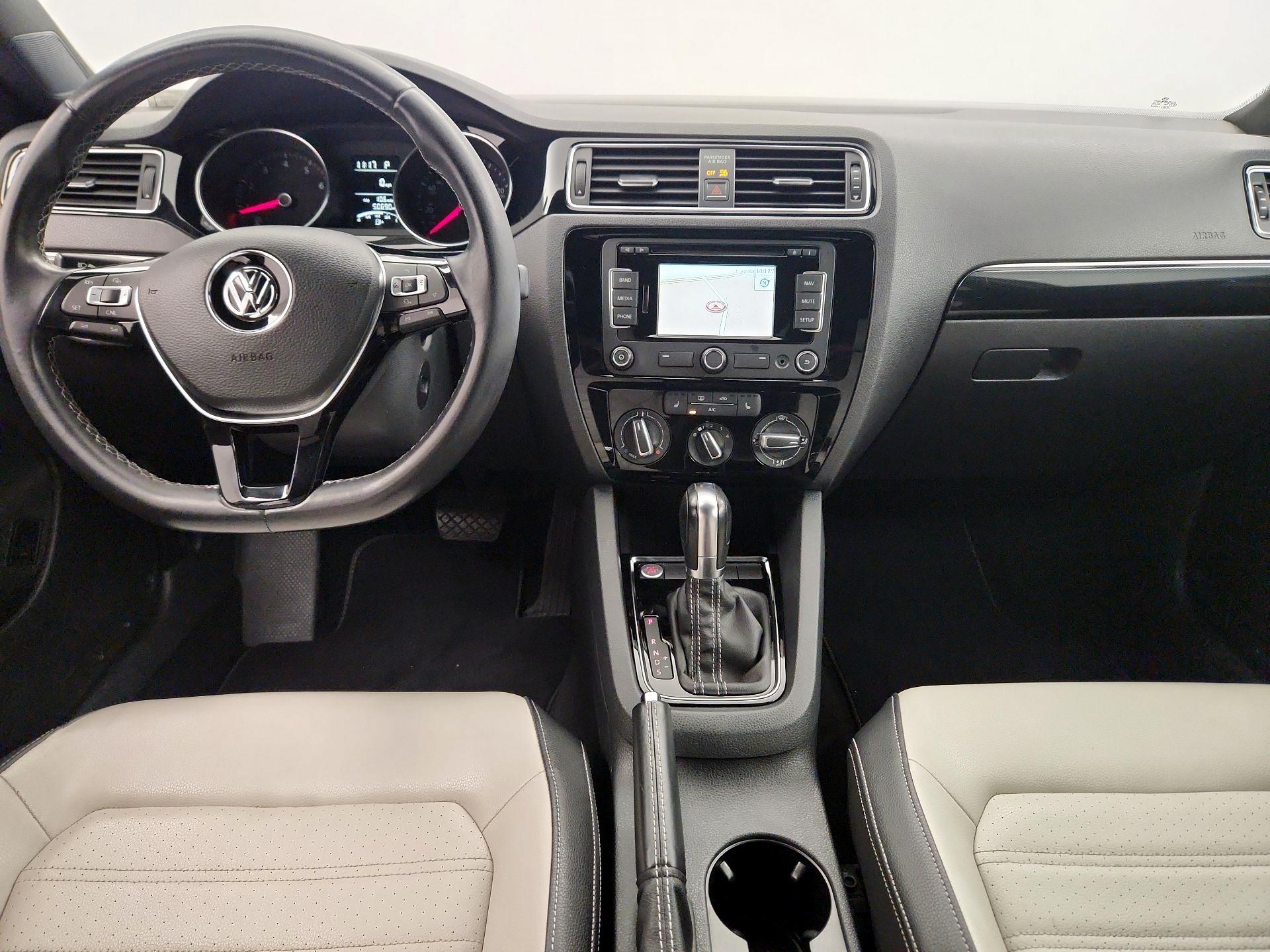 Thumbnail: 2015 Volkswagen Jetta - 9