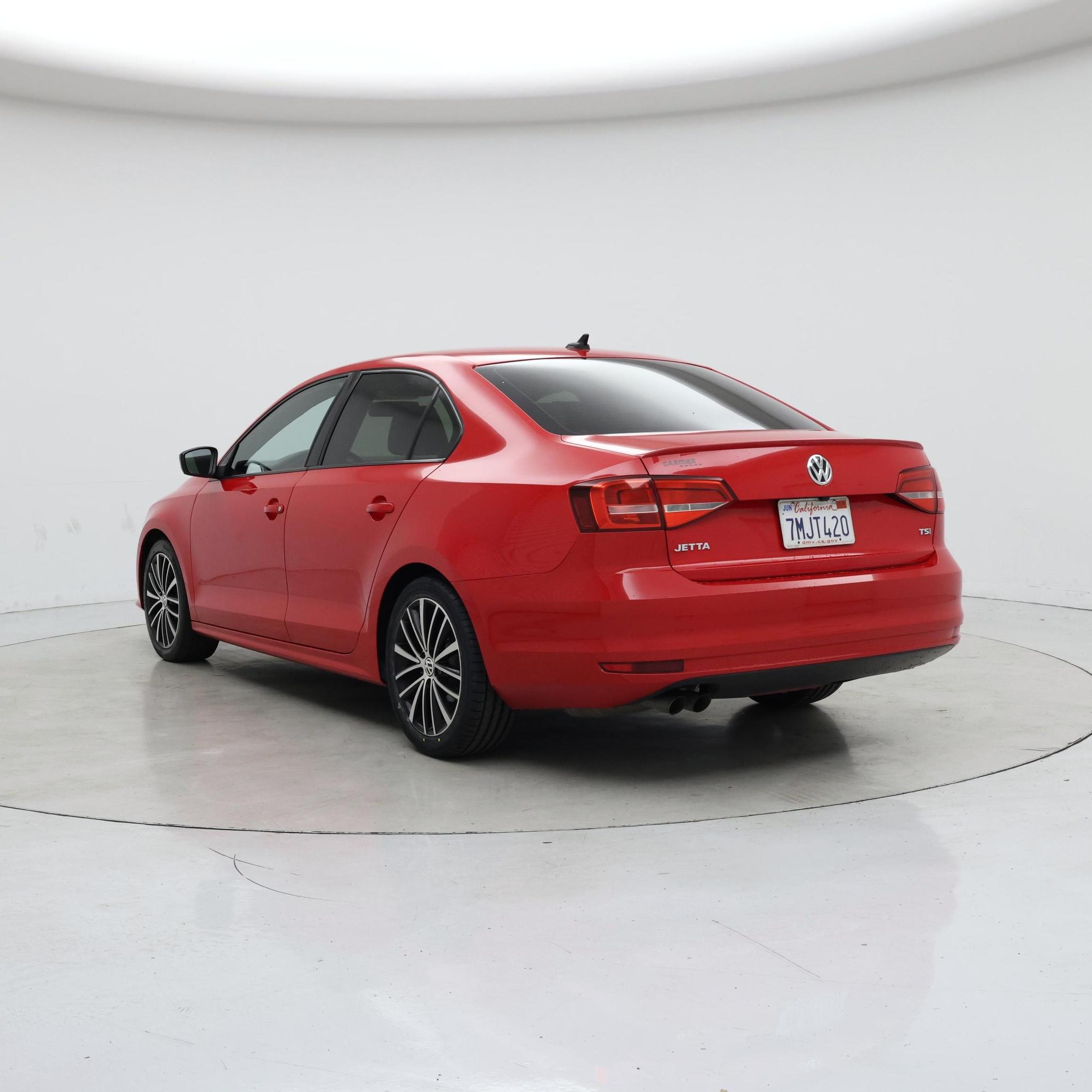 Thumbnail: 2015 Volkswagen Jetta - 2