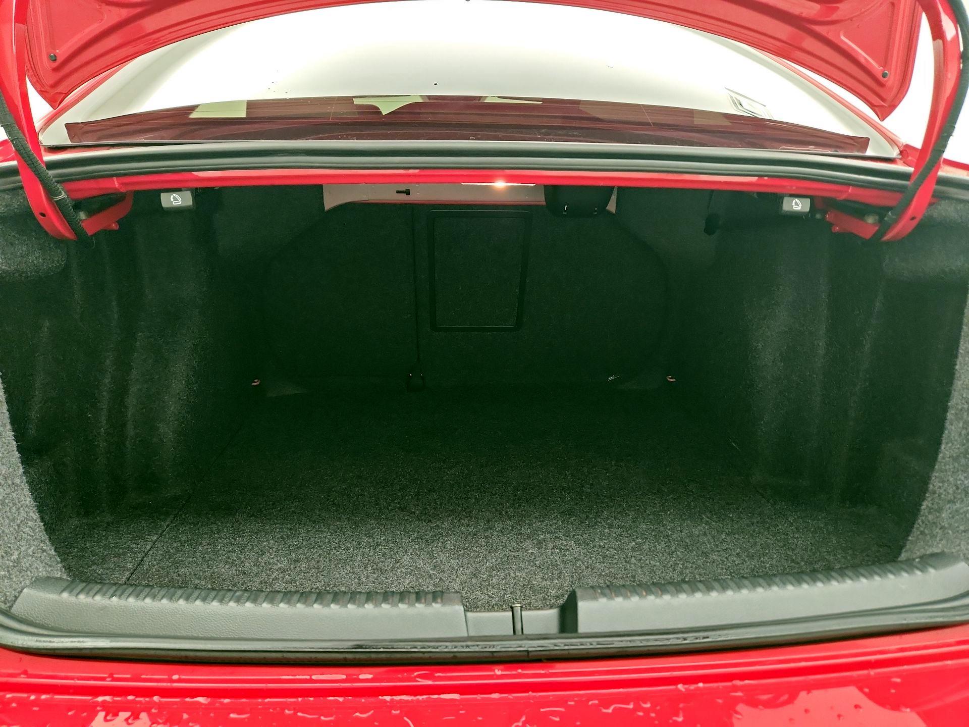 Thumbnail: 2015 Volkswagen Jetta - 20