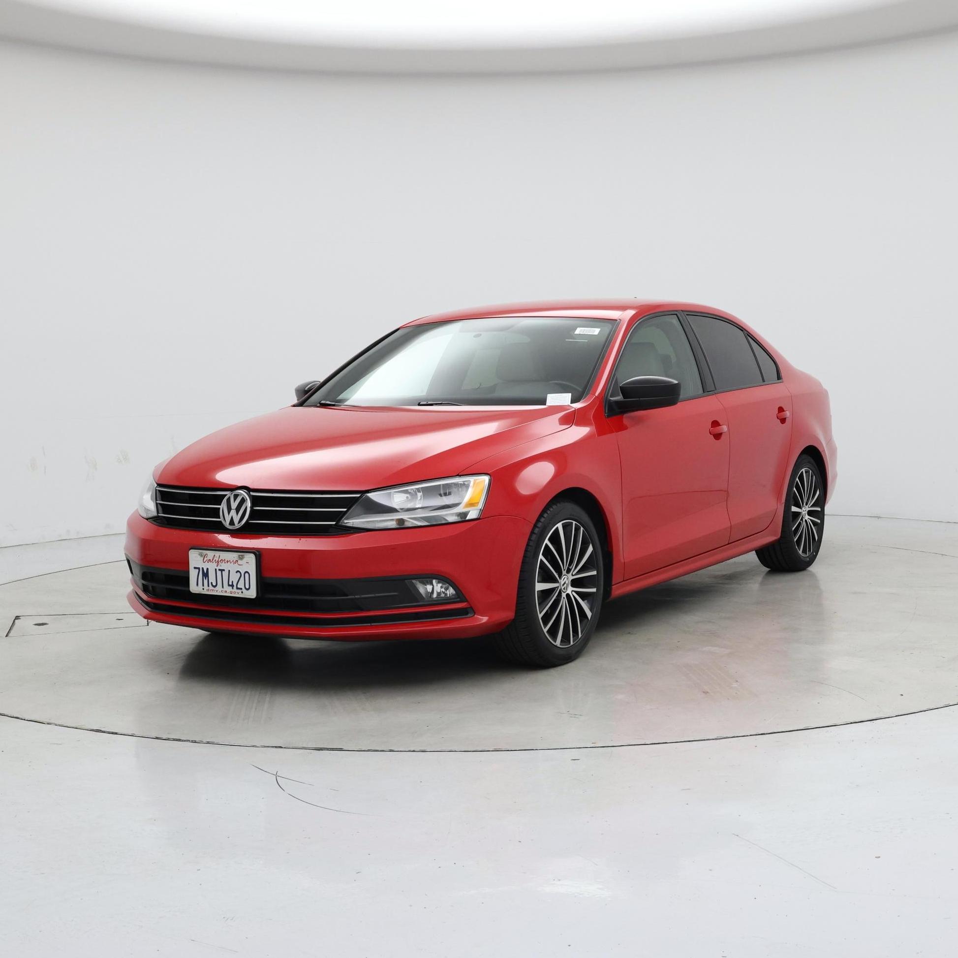 Thumbnail: 2015 Volkswagen Jetta - 4