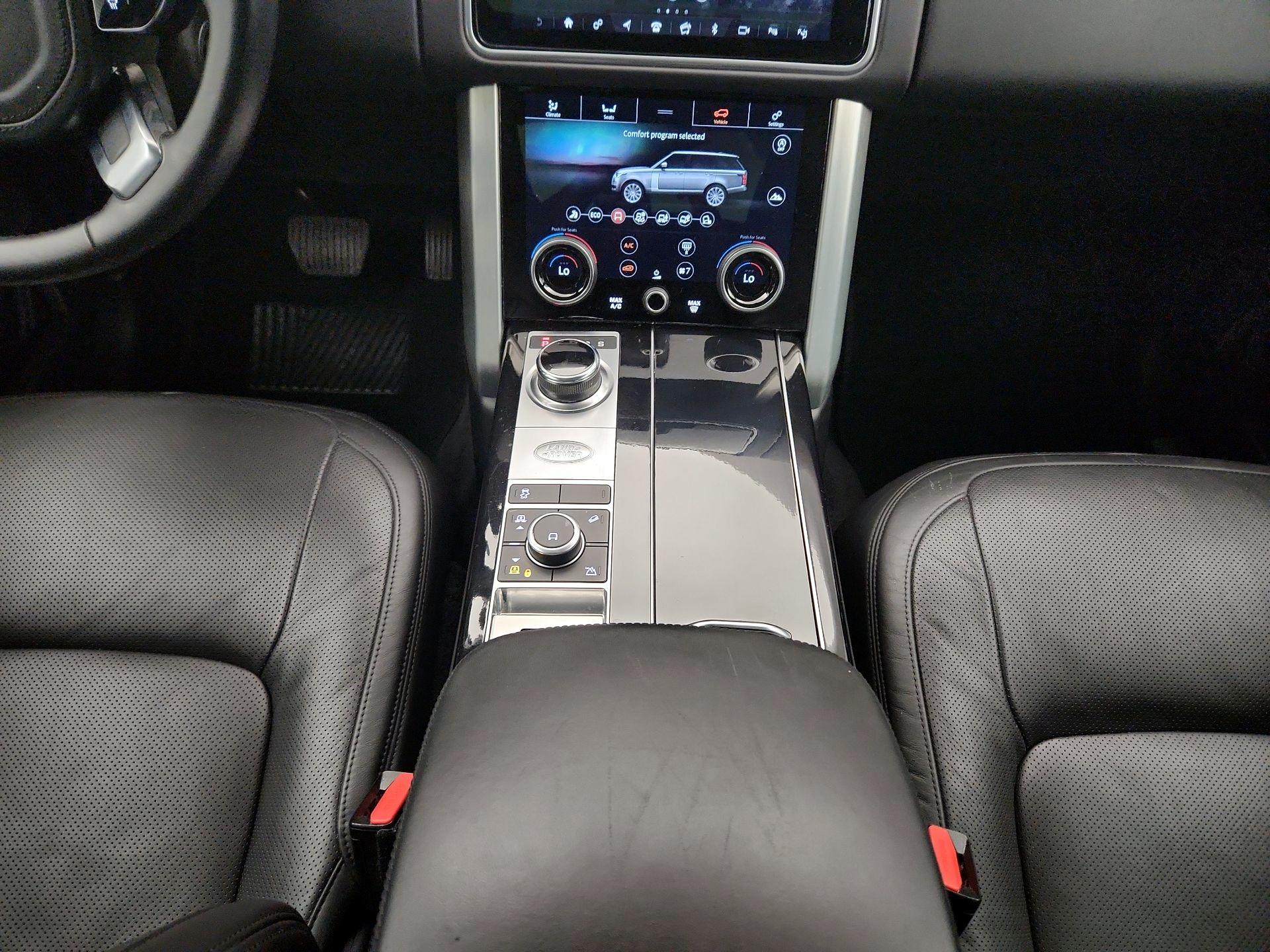 Thumbnail: 2020 Land Rover Range Rover - 17