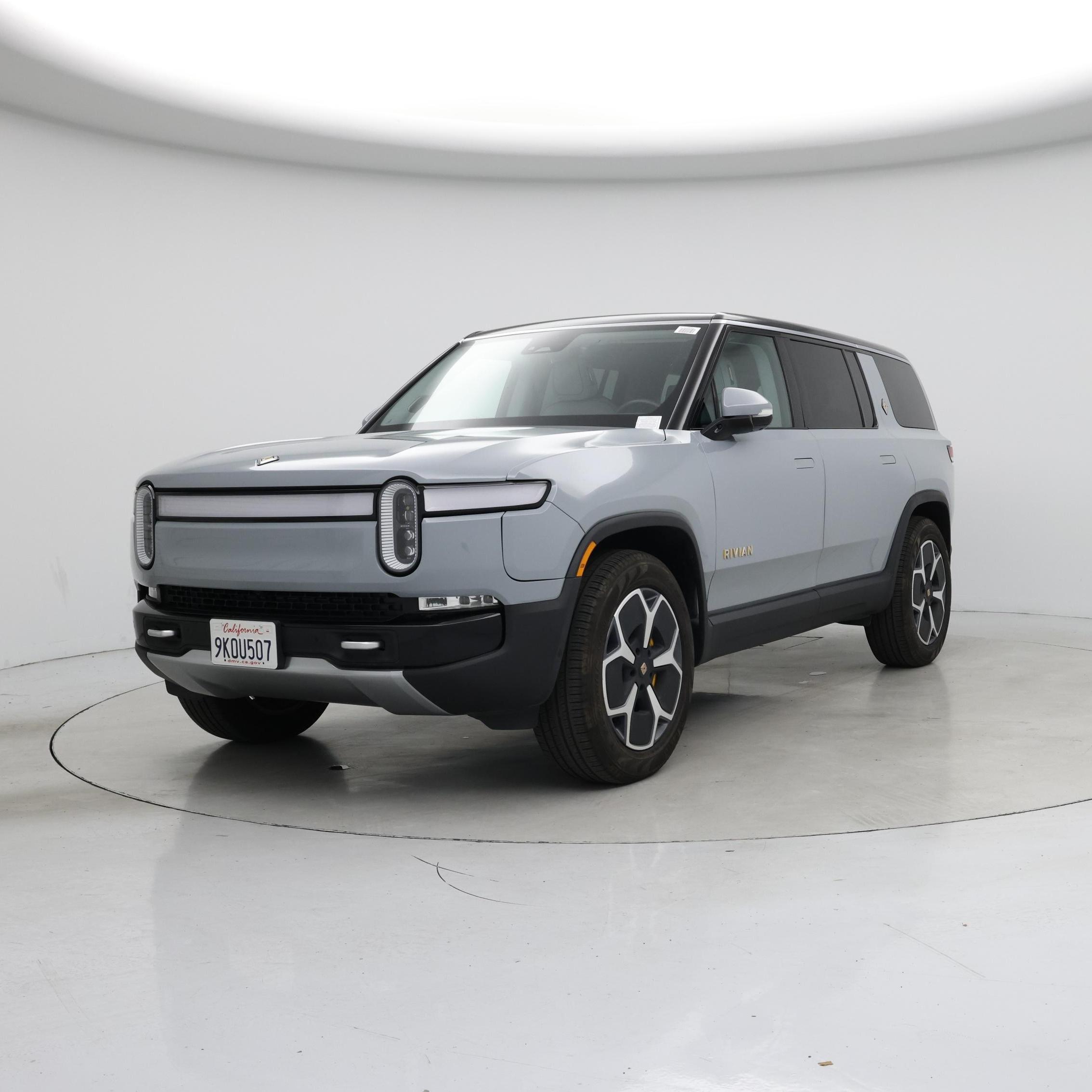 Thumbnail: 2024 Rivian R1S - 4