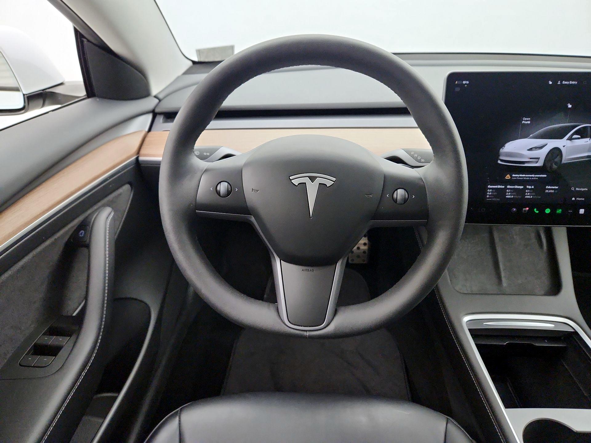 Thumbnail: 2023 Tesla Model 3 - 10