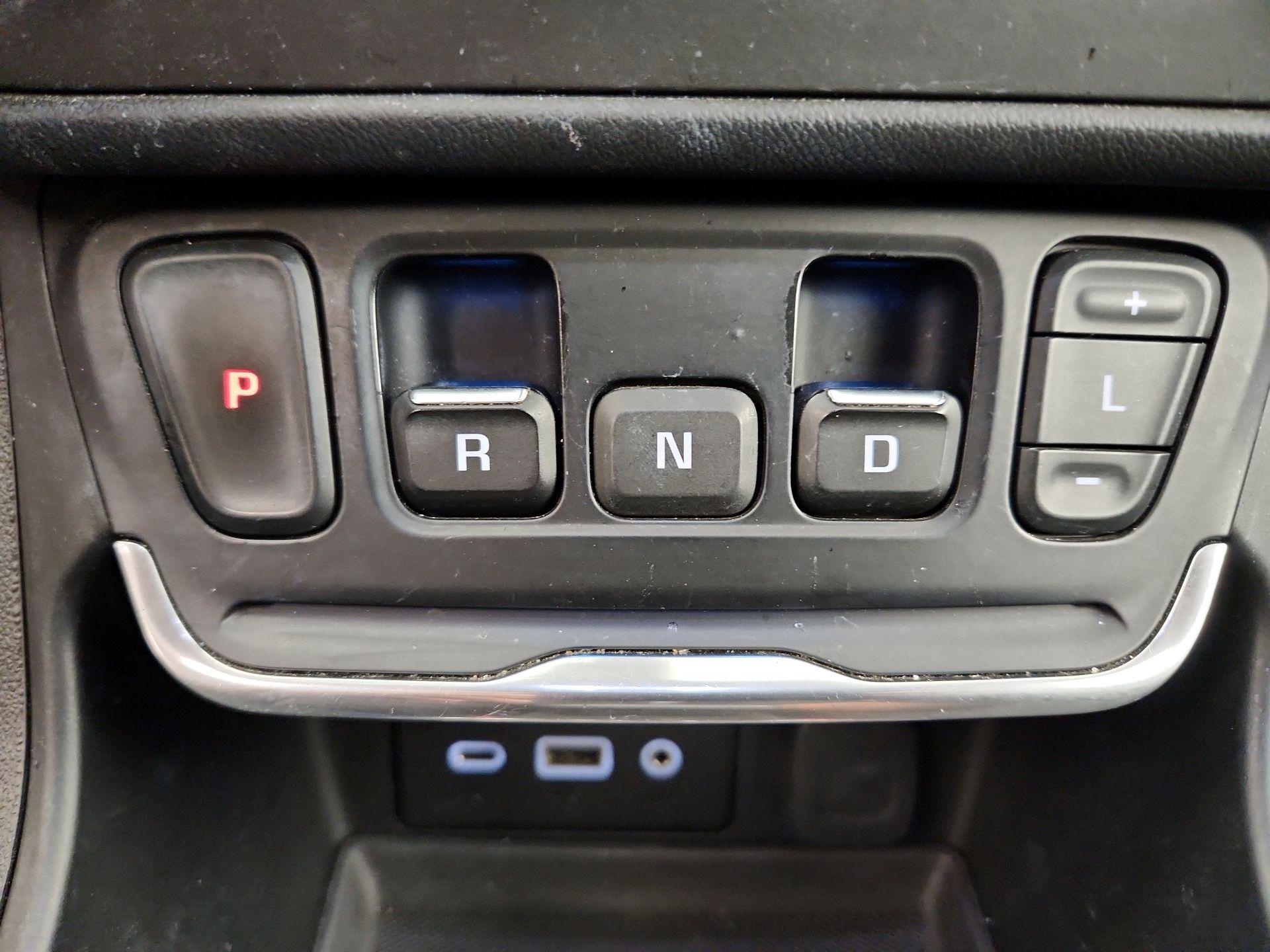 Thumbnail: 2018 GMC Terrain - 17