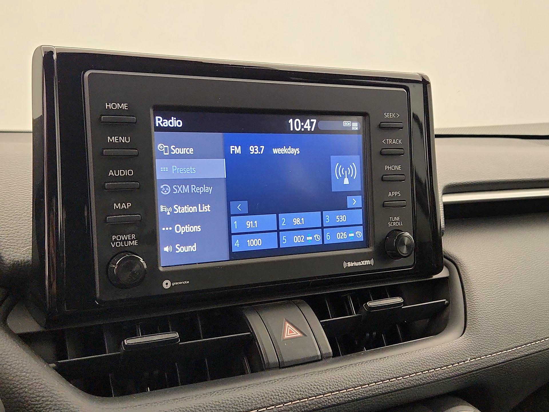 Thumbnail: 2021 Toyota RAV4 - 15
