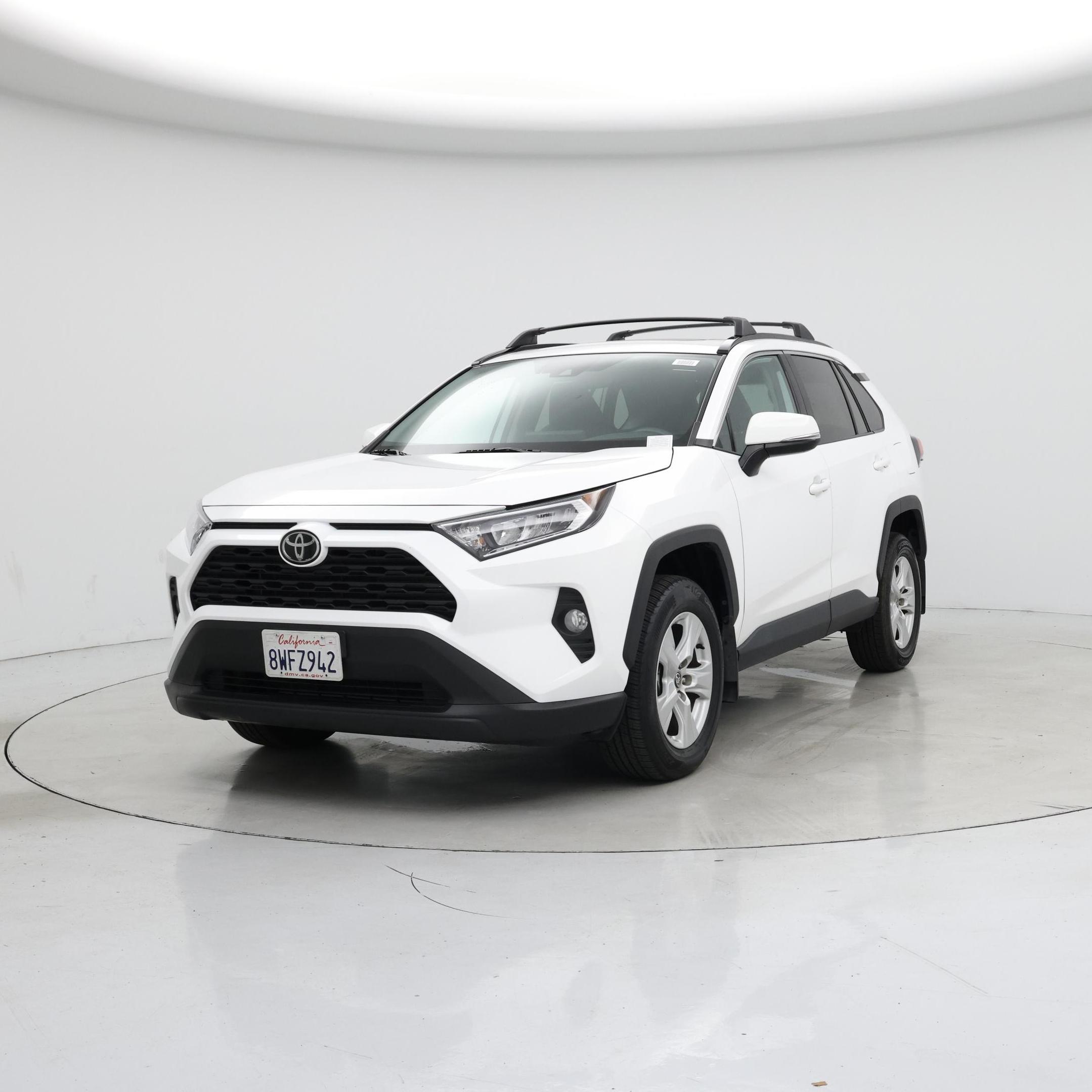 Thumbnail: 2021 Toyota RAV4 - 4