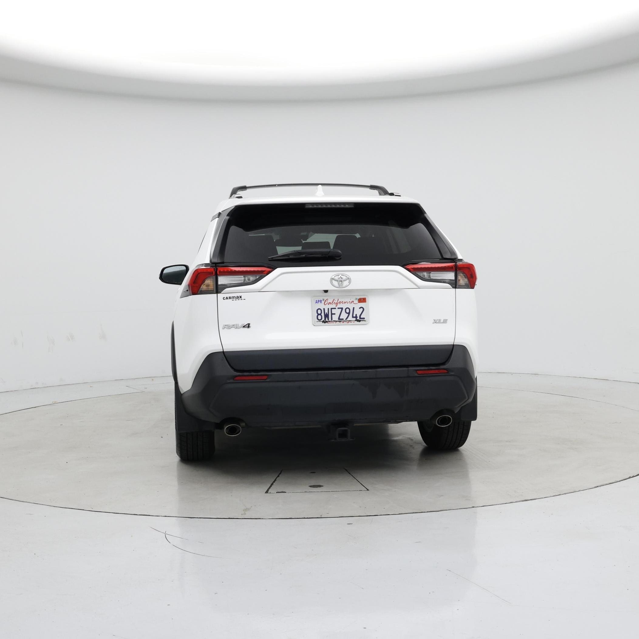 Thumbnail: 2021 Toyota RAV4 - 6
