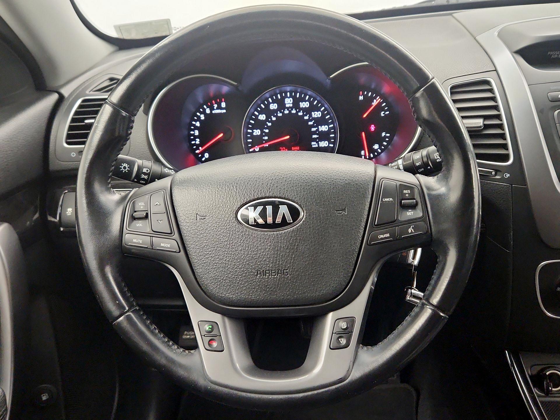 Thumbnail: 2014 Kia Sorento - 10