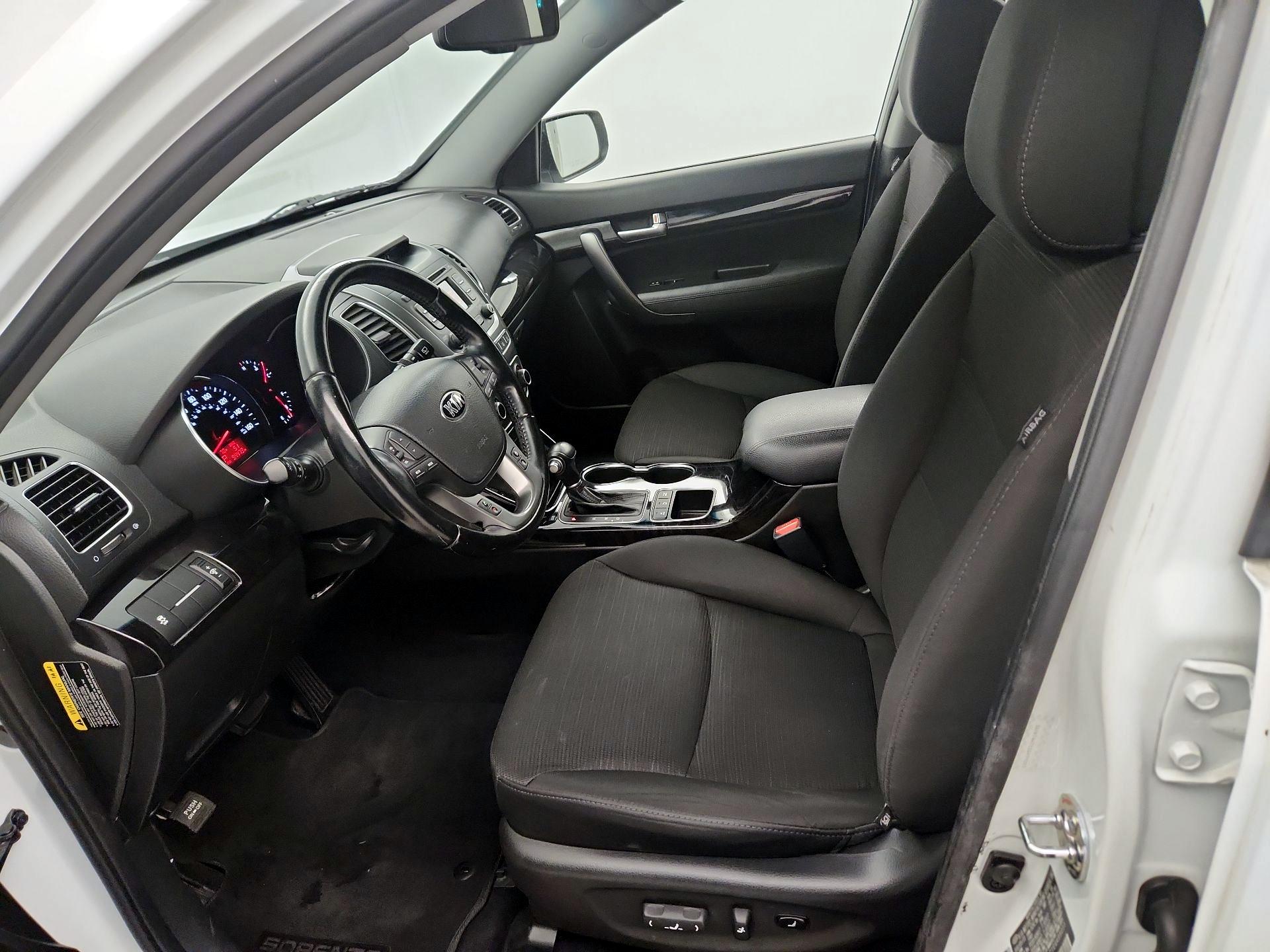 Thumbnail: 2014 Kia Sorento - 11
