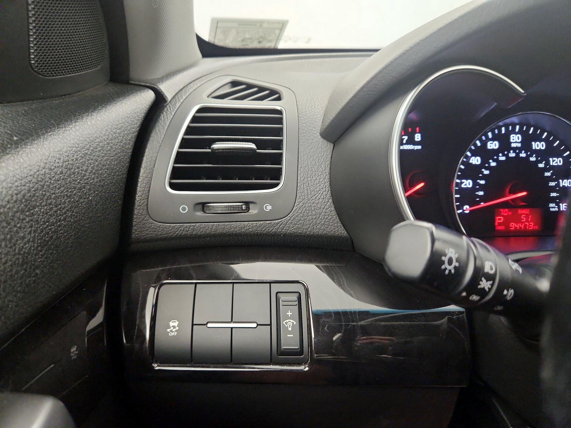 Thumbnail: 2014 Kia Sorento - 13