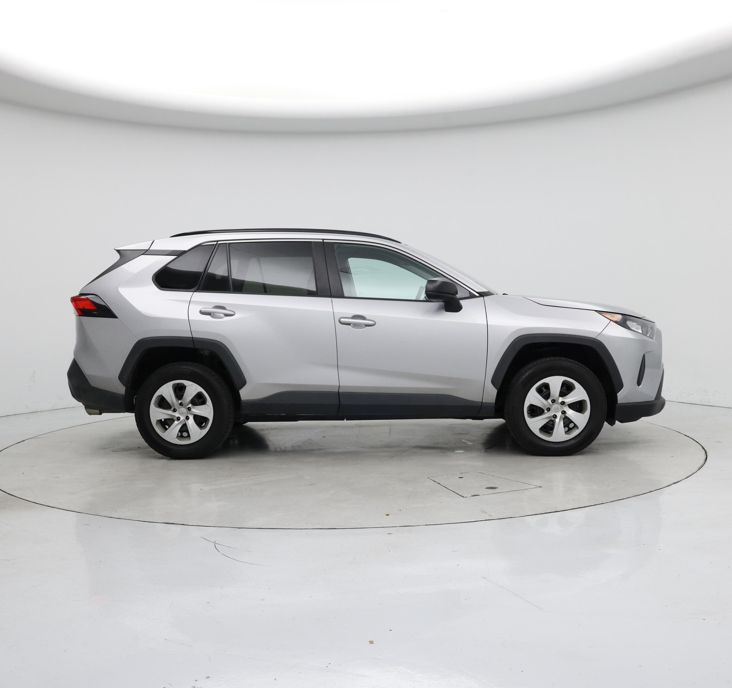 Thumbnail: 2021 Toyota RAV4 - 7