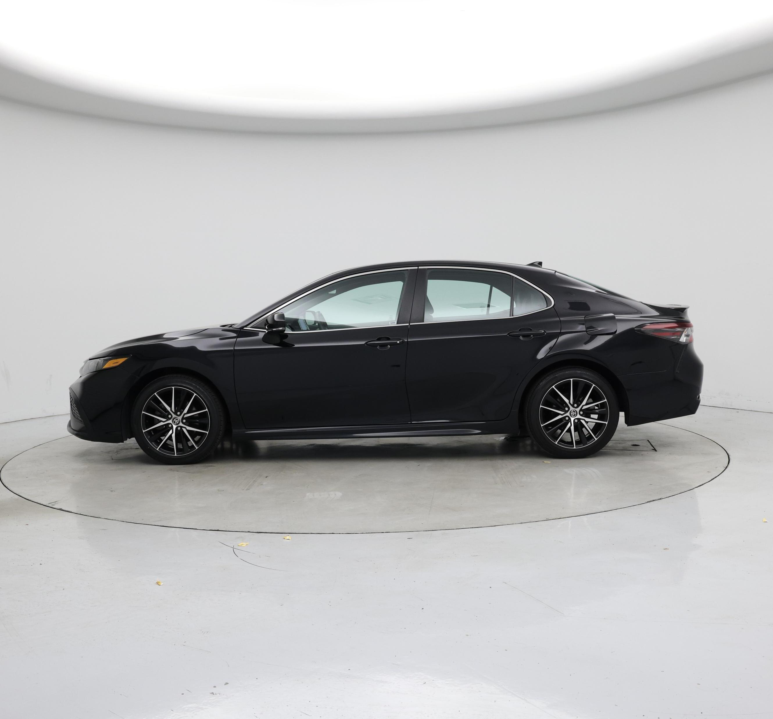 Thumbnail: 2024 Toyota Camry - 3