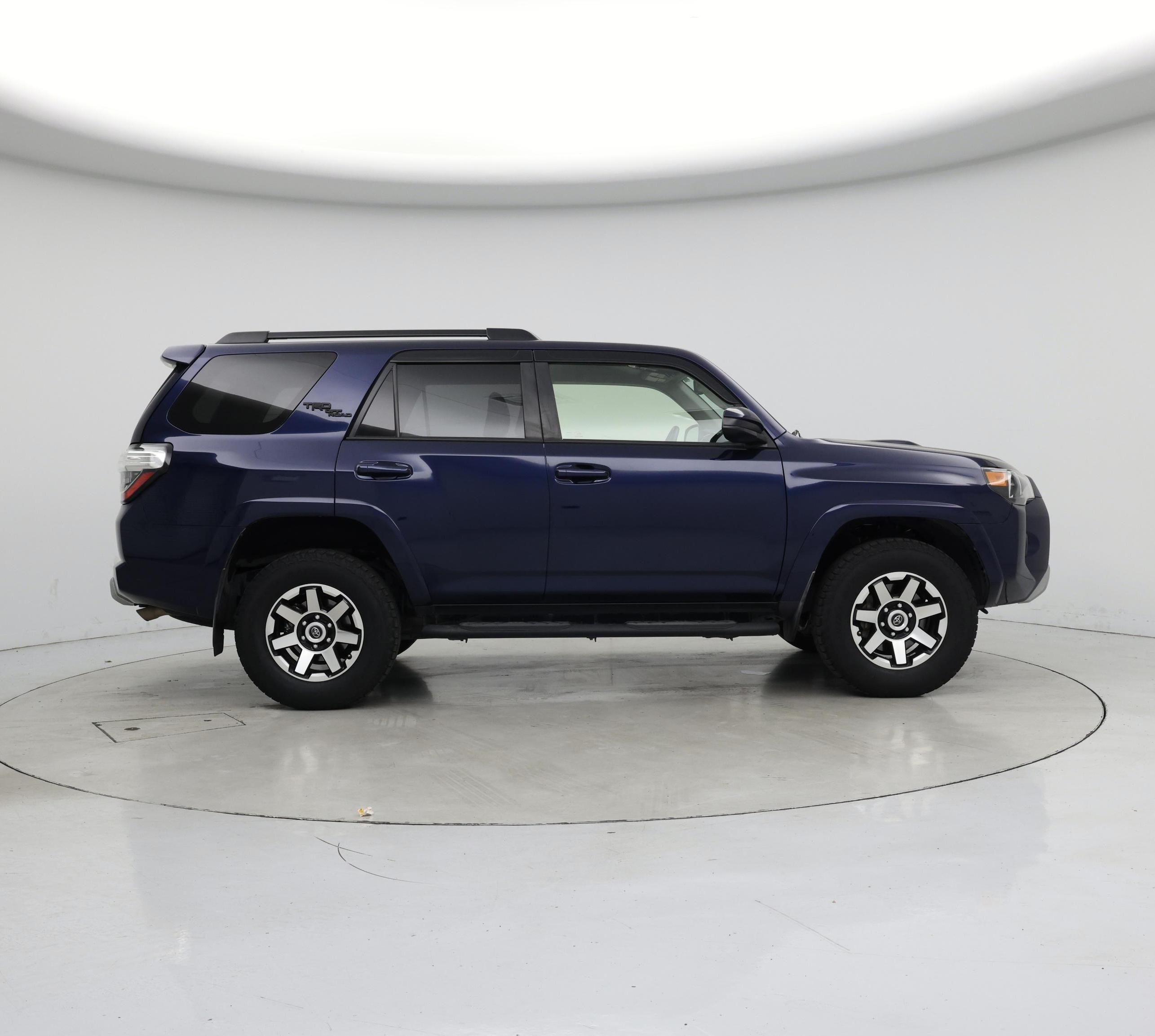 Thumbnail: 2020 Toyota 4Runner - 7