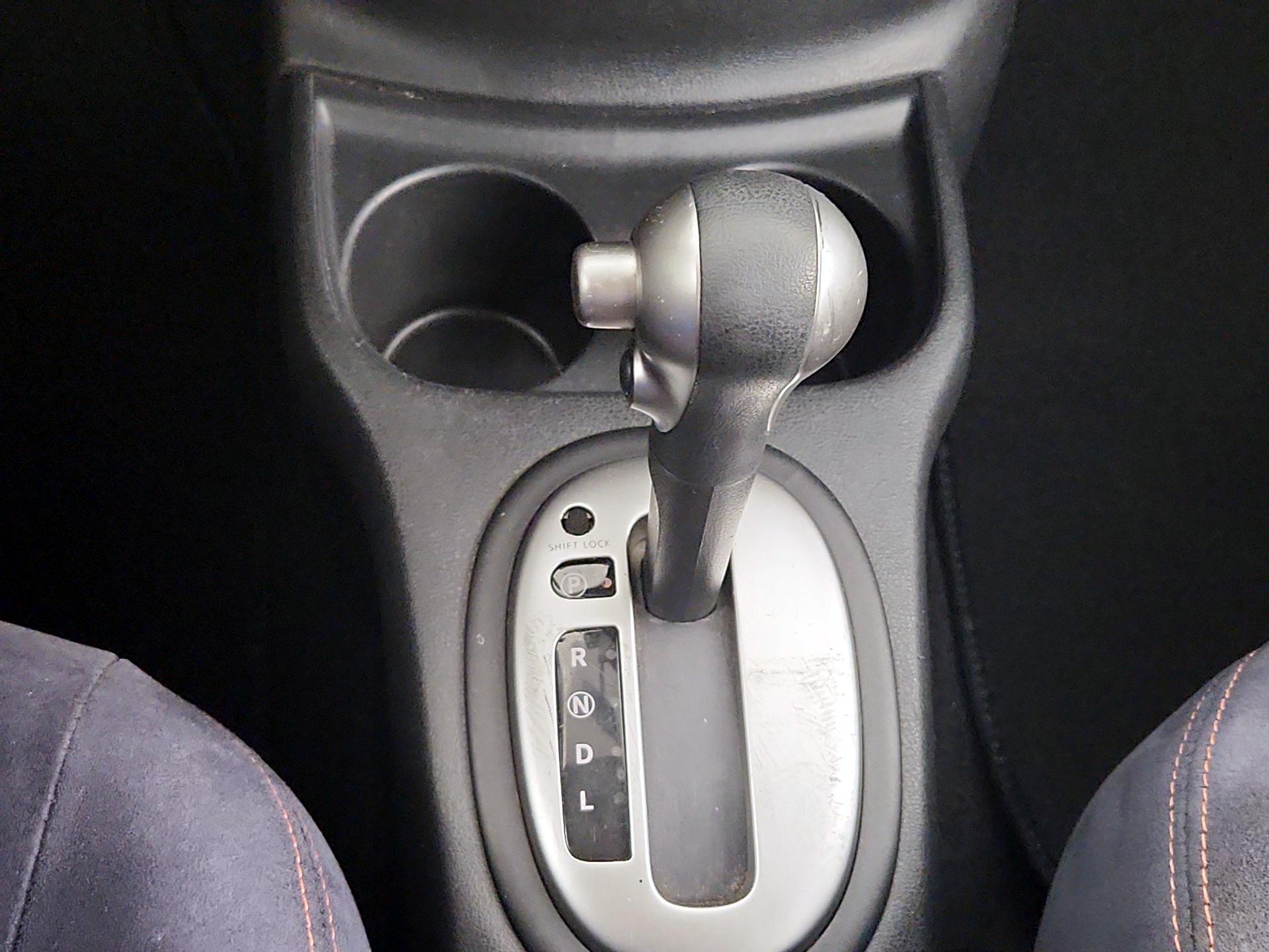 Thumbnail: 2015 Nissan Versa Note - 17