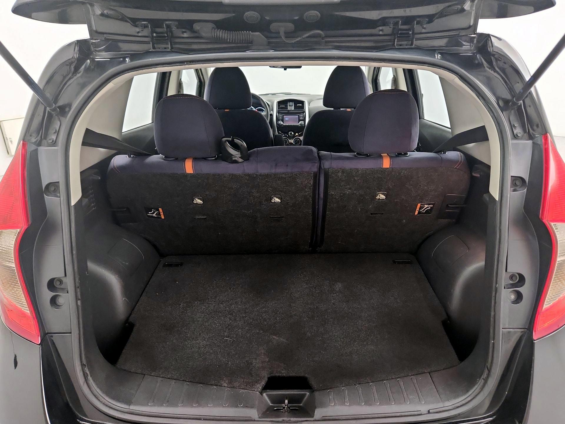 Thumbnail: 2015 Nissan Versa Note - 19