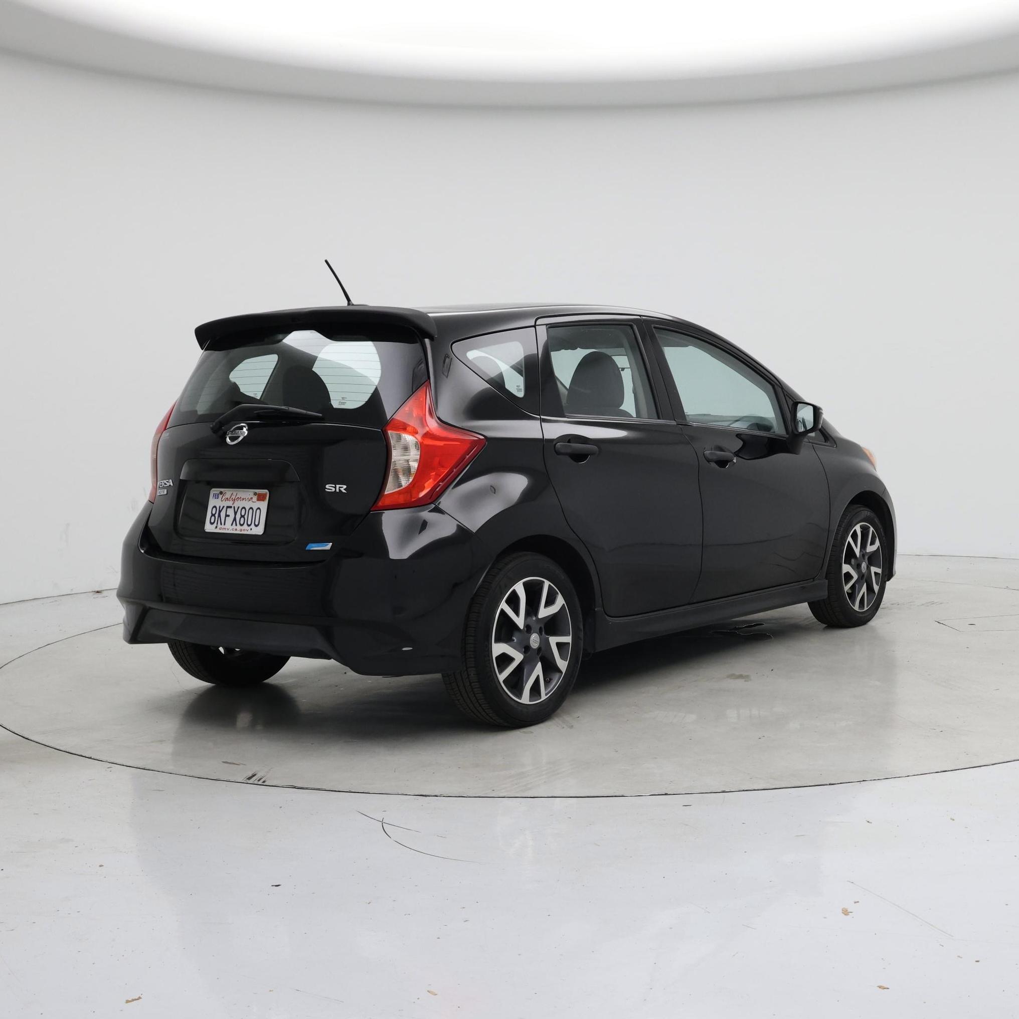 Thumbnail: 2015 Nissan Versa Note - 8