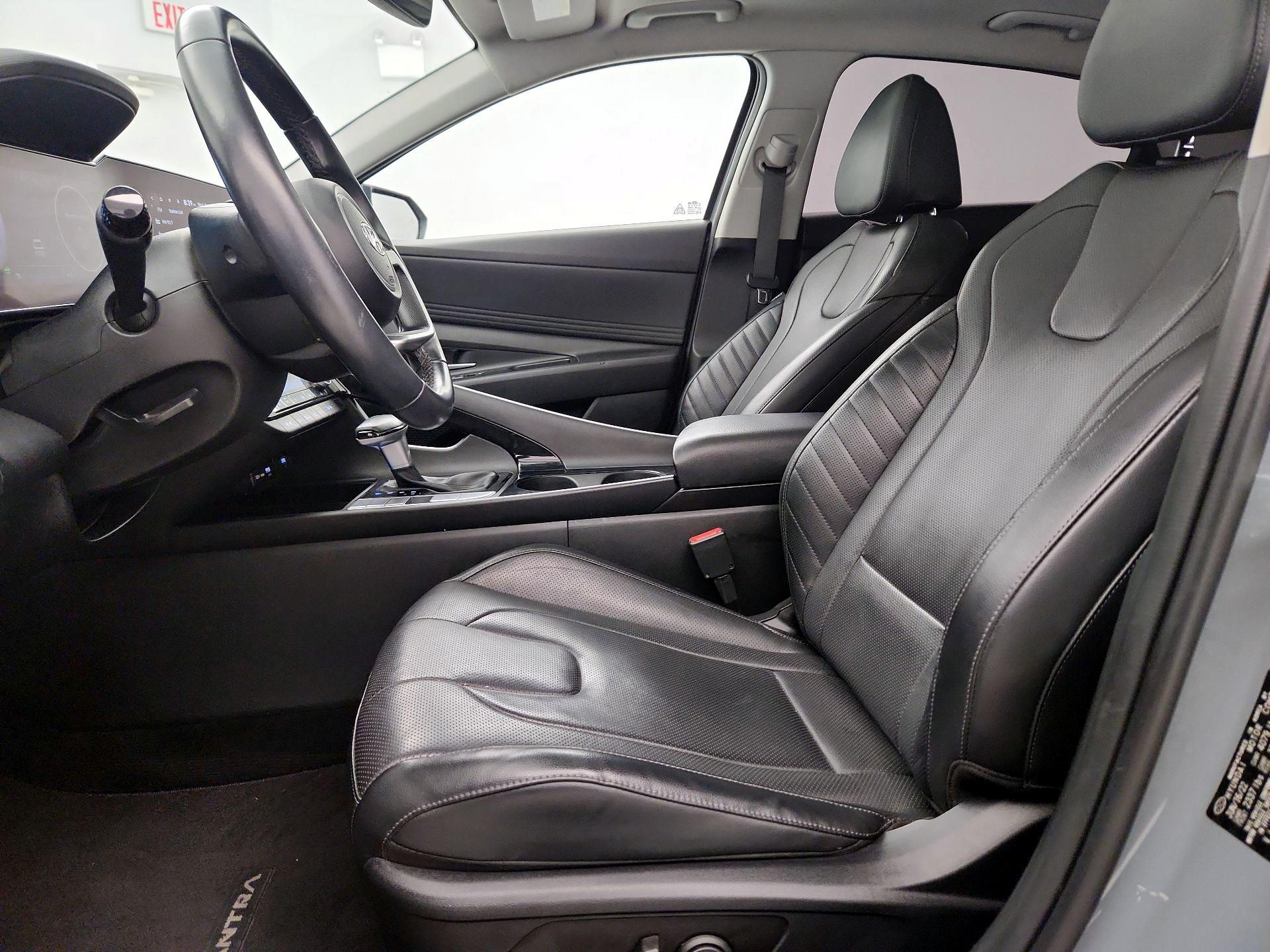 Thumbnail: 2023 Hyundai Elantra - 11