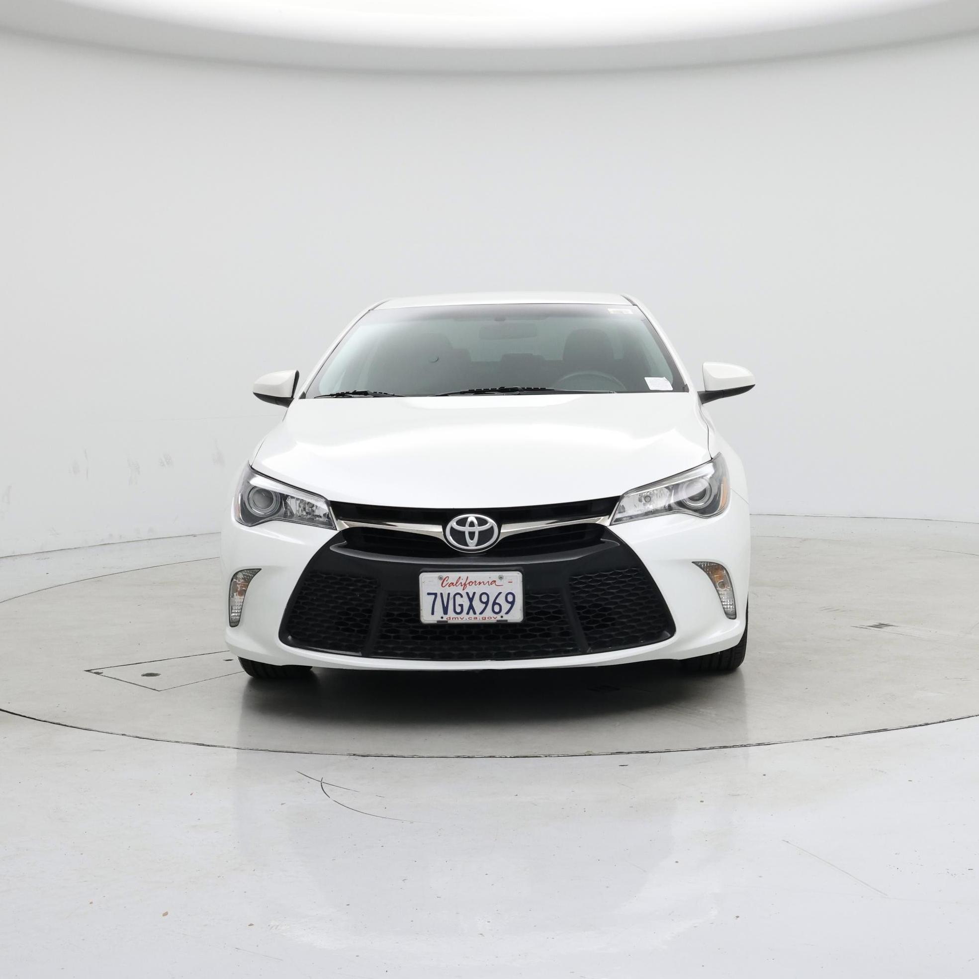 Thumbnail: 2017 Toyota Camry - 5