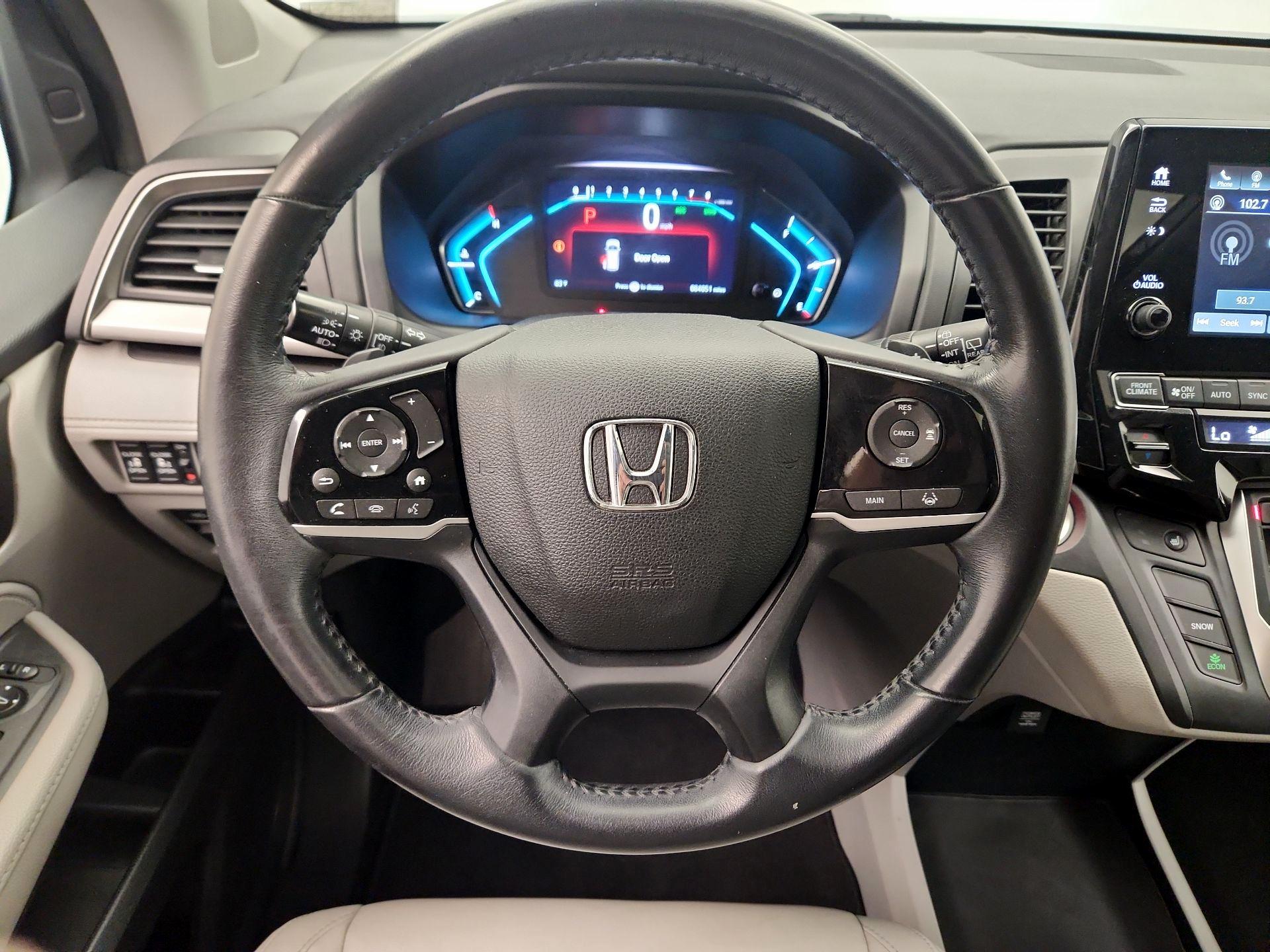 Thumbnail: 2018 Honda Odyssey - 10