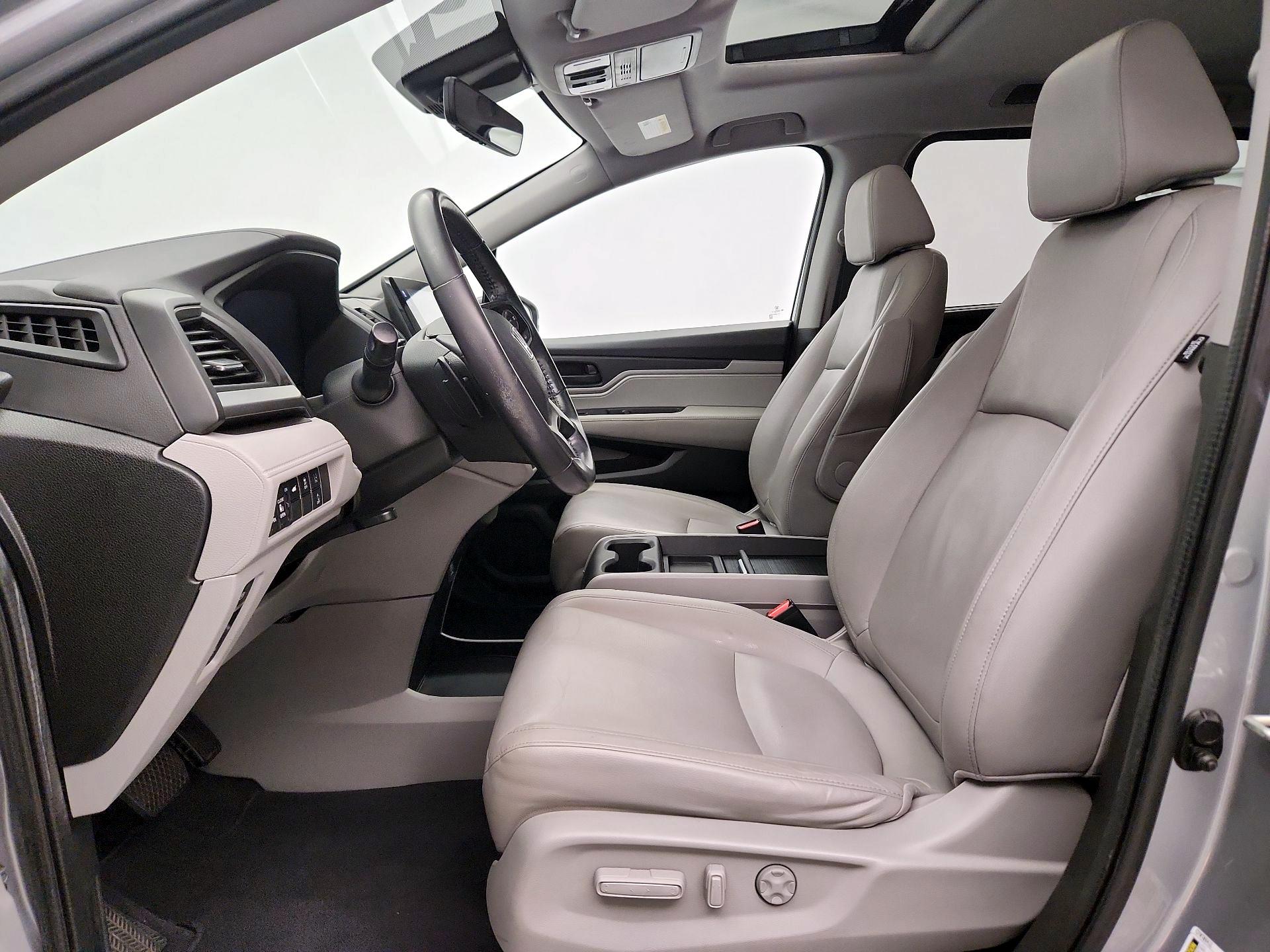 Thumbnail: 2018 Honda Odyssey - 11