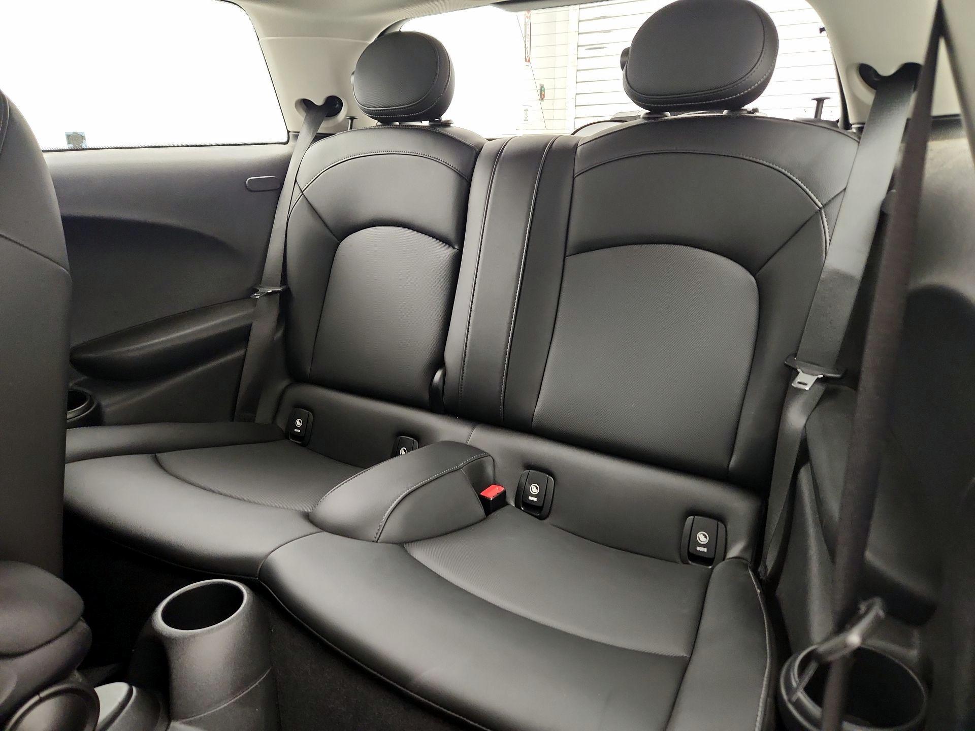 Thumbnail: 2019 MINI Cooper Hardtop - 19