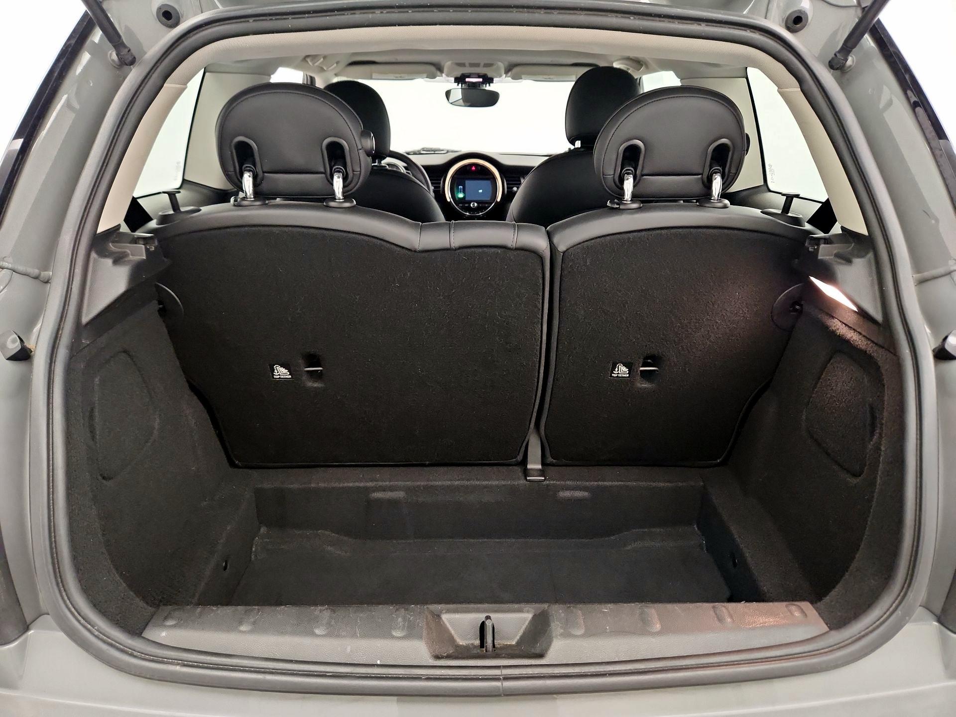 Thumbnail: 2019 MINI Cooper Hardtop - 20