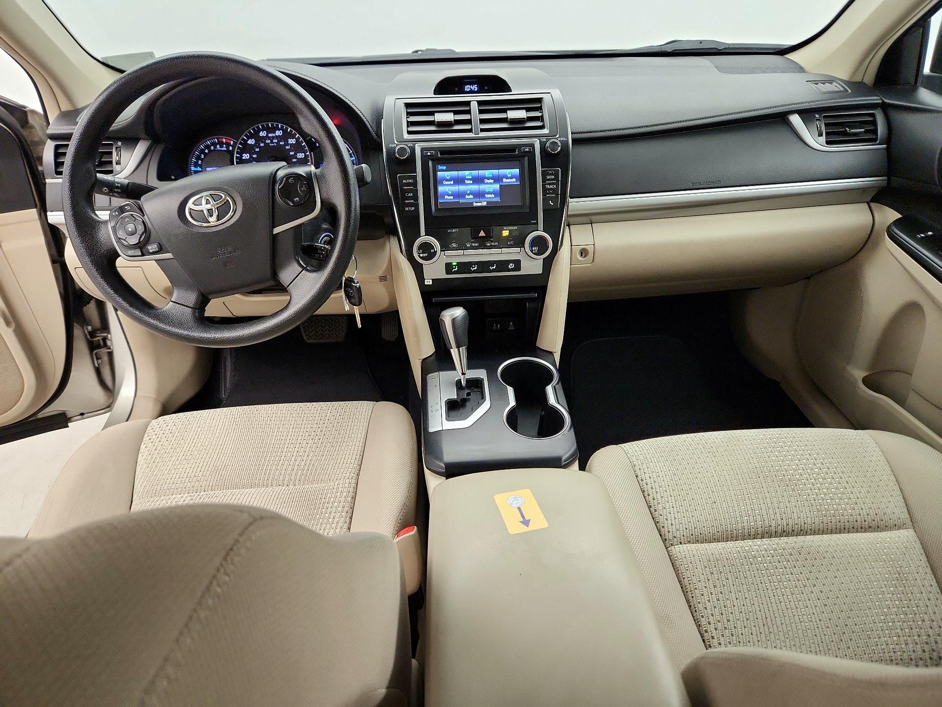 Thumbnail: 2014 Toyota Camry - 9