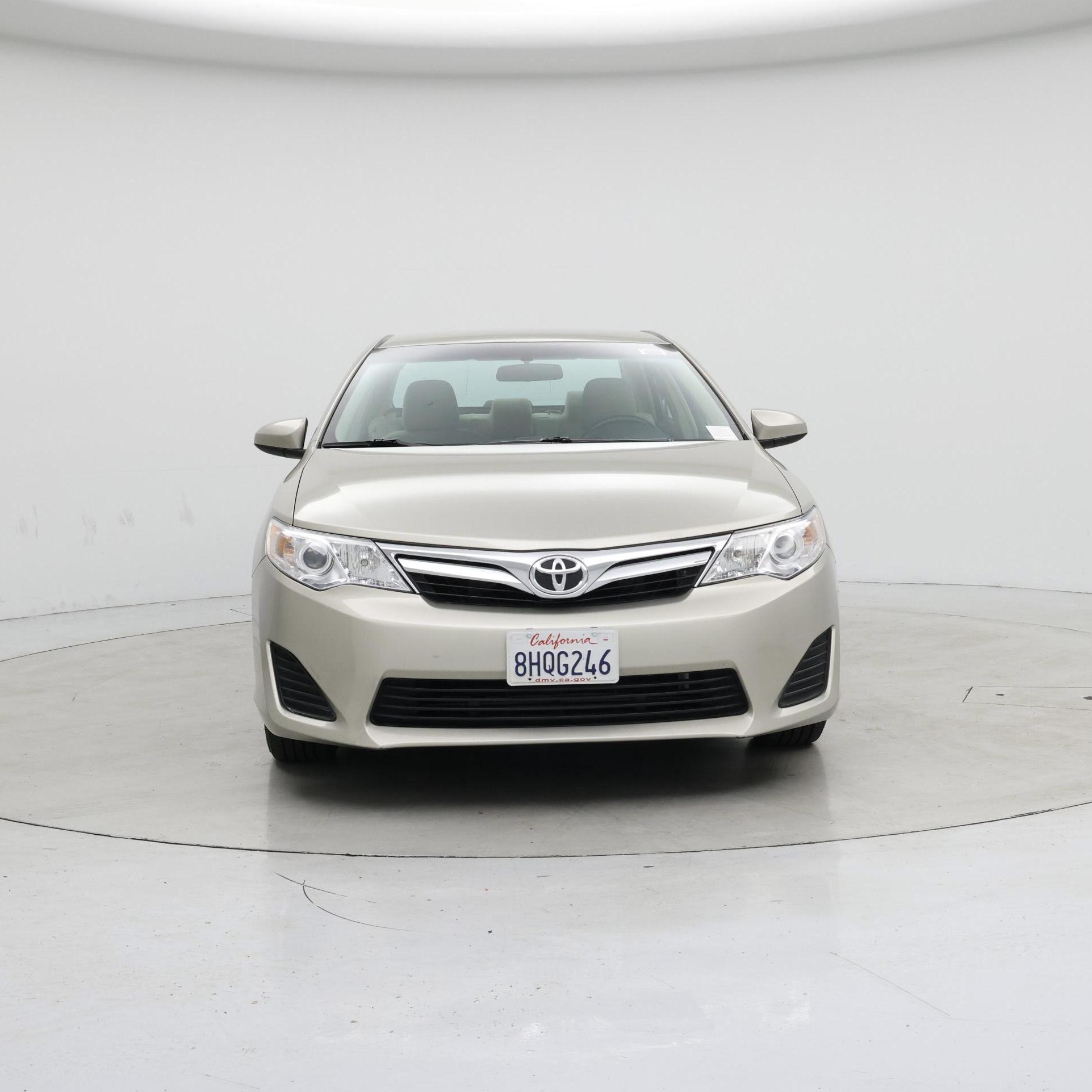 Thumbnail: 2014 Toyota Camry - 5