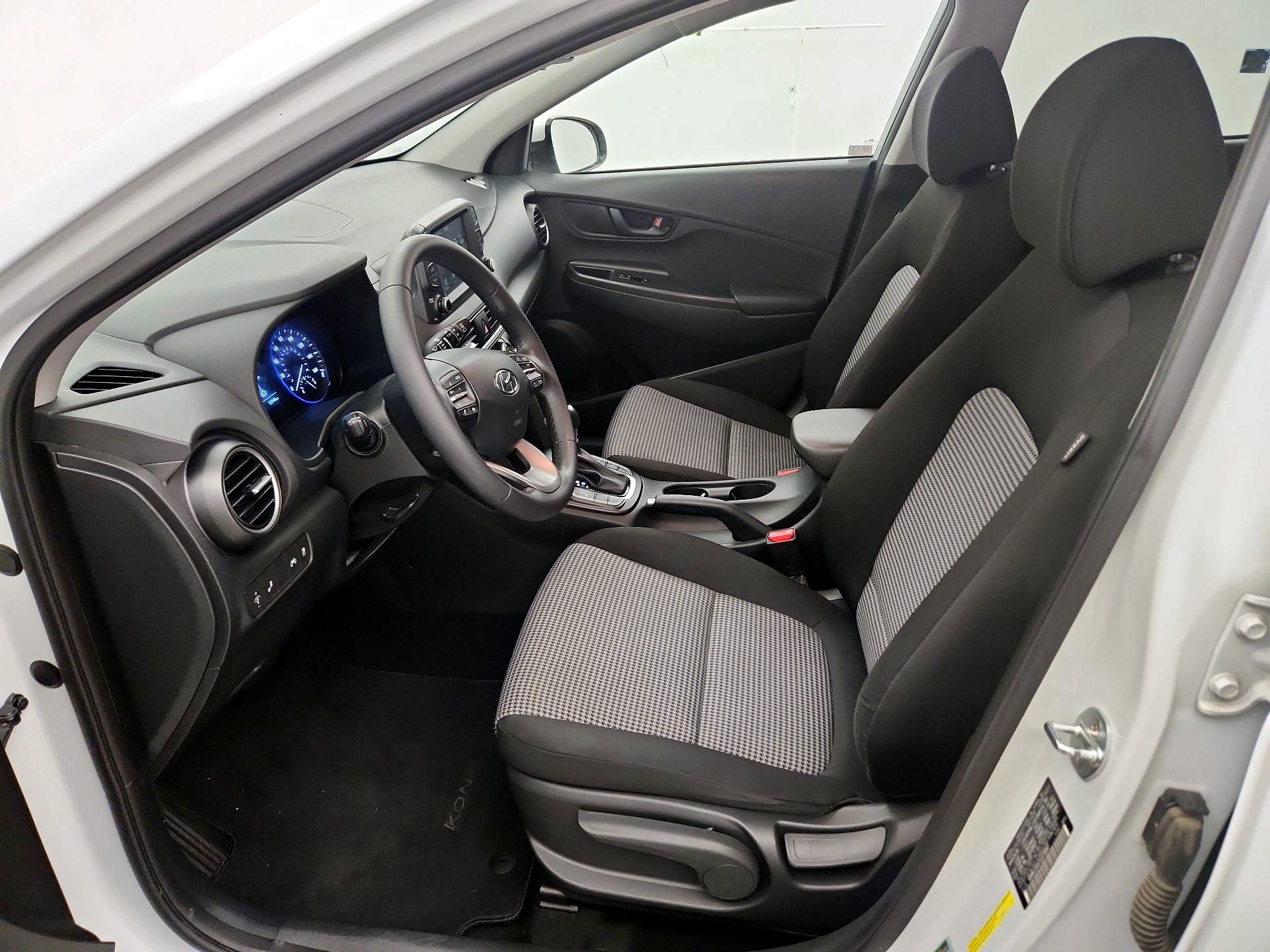 Thumbnail: 2020 Hyundai Kona - 11