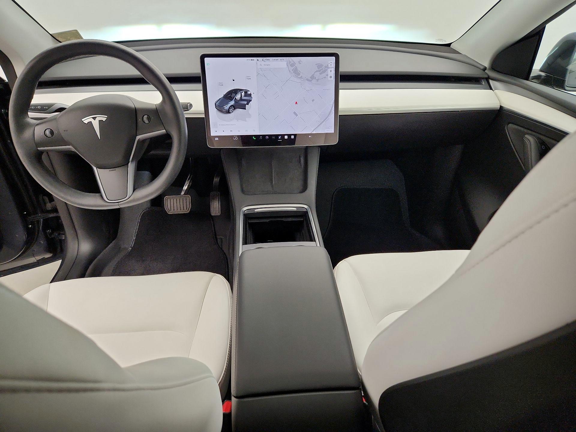 Thumbnail: 2023 Tesla Model Y - 9