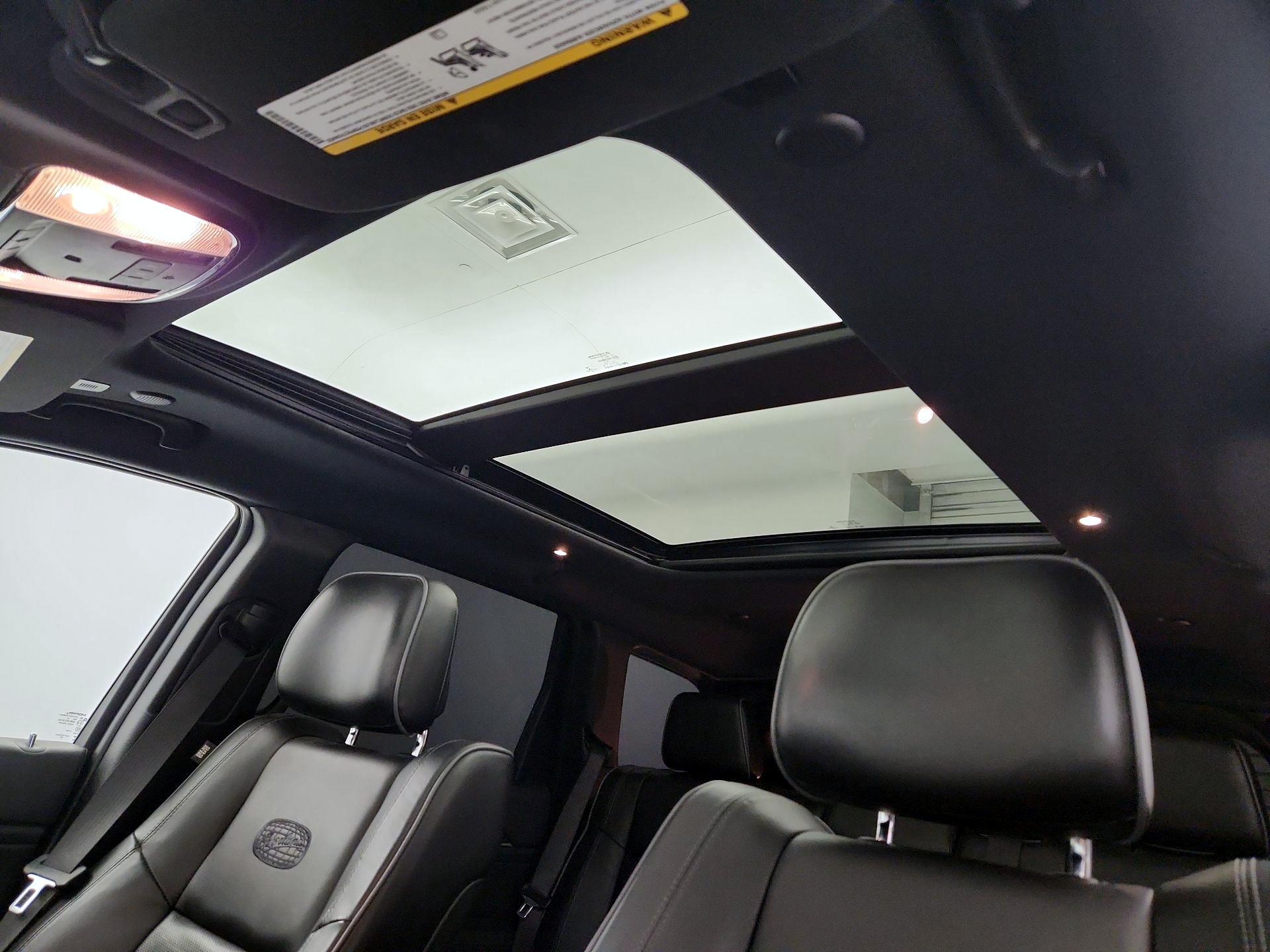 Thumbnail: 2020 Jeep Grand Cherokee - 20