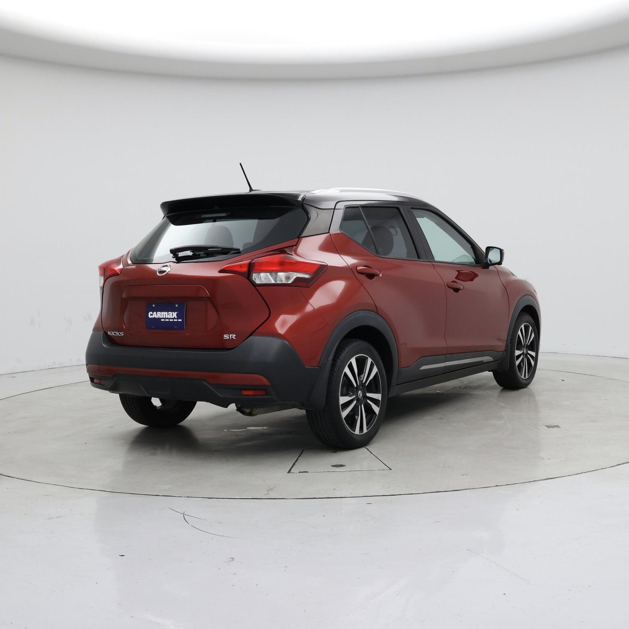 Thumbnail: 2019 Nissan Kicks - 8