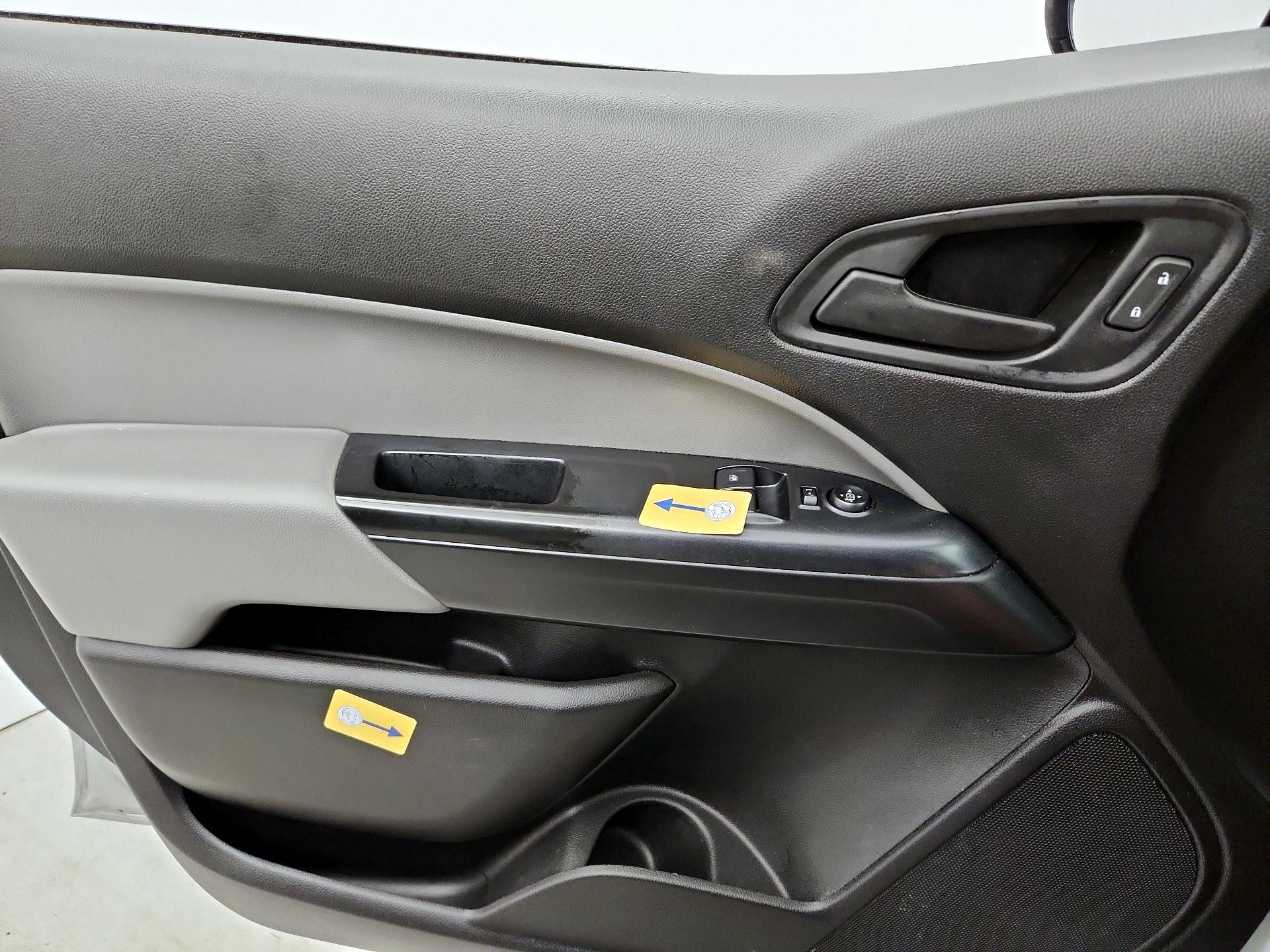 Thumbnail: 2019 Chevrolet Colorado - 12