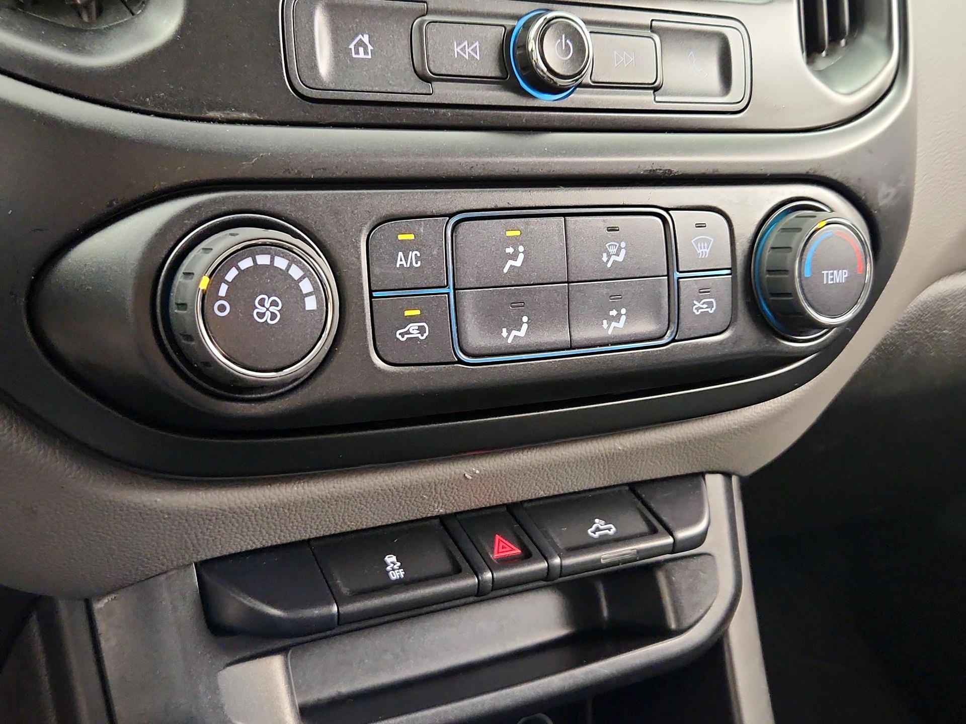 Thumbnail: 2019 Chevrolet Colorado - 16