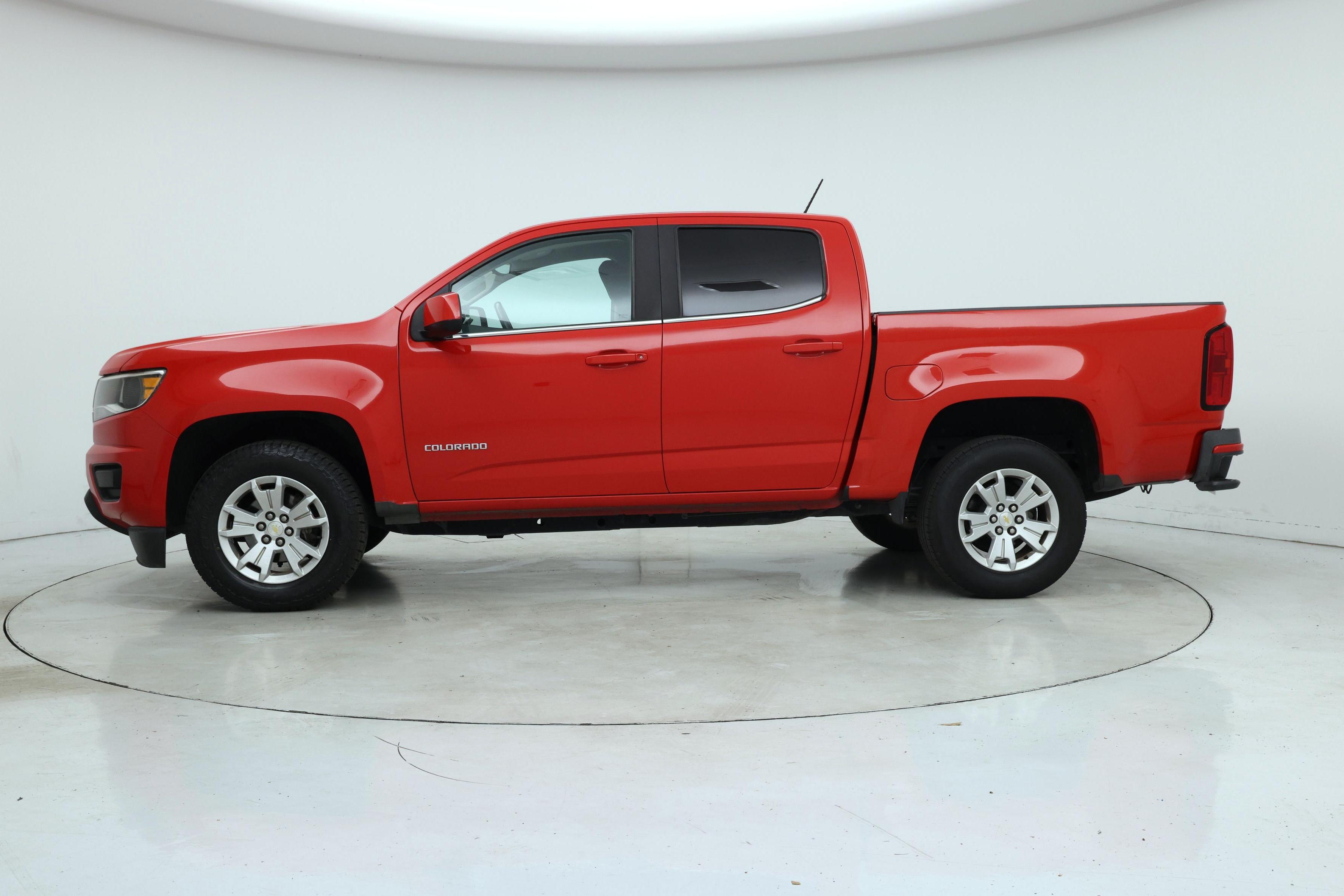 Thumbnail: 2017 Chevrolet Colorado - 3