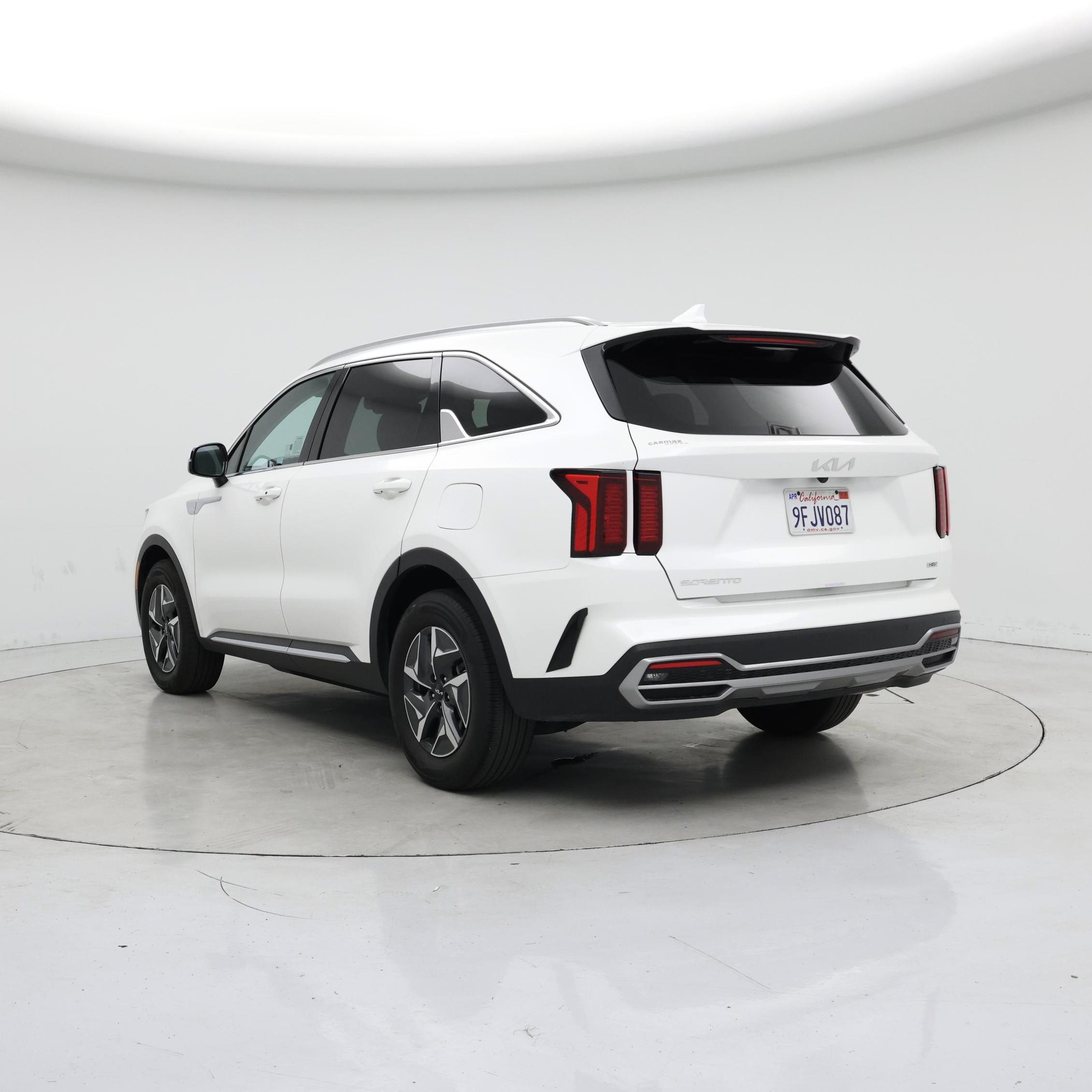 Thumbnail: 2023 Kia Sorento - 2