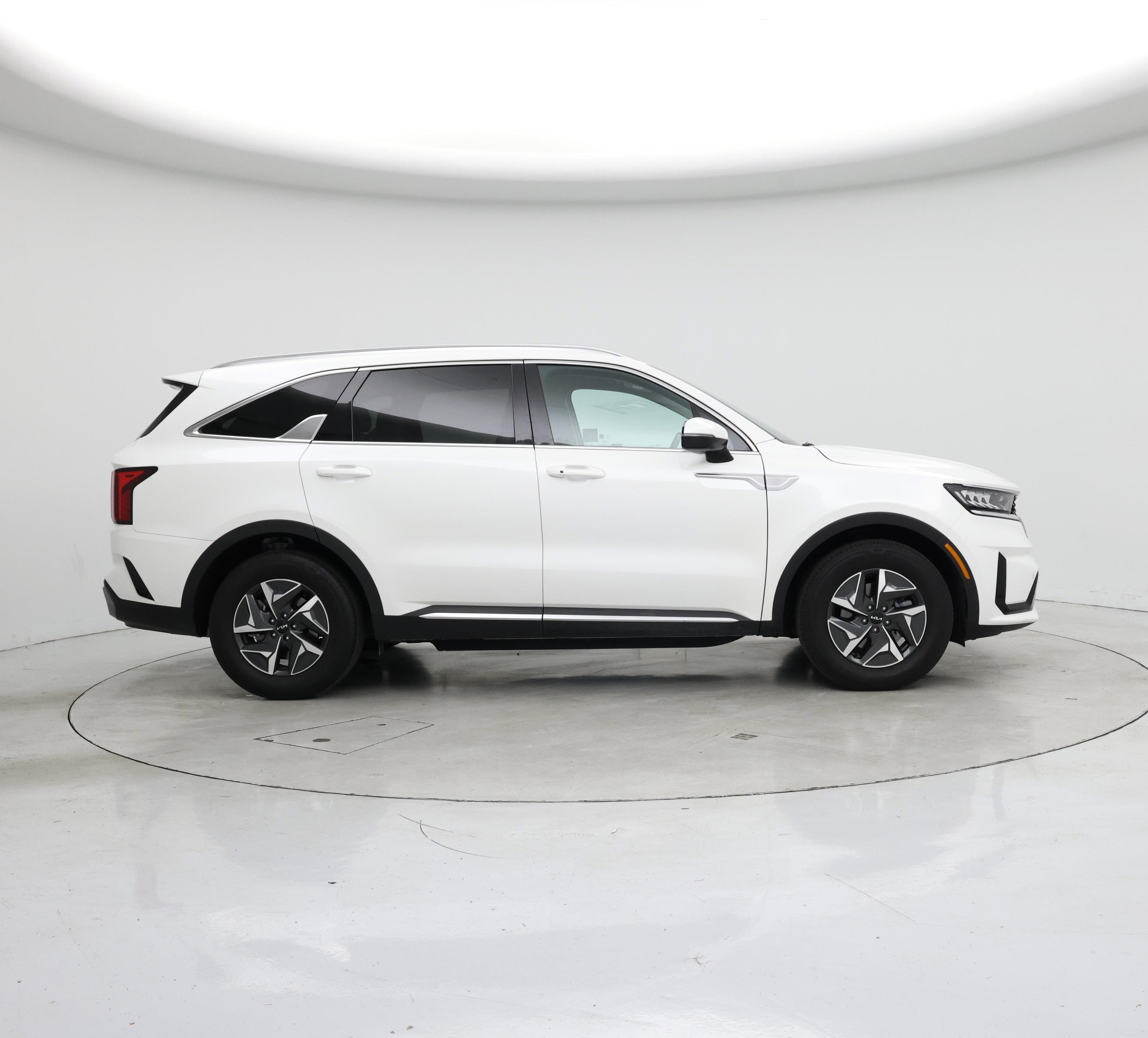 Thumbnail: 2023 Kia Sorento - 7