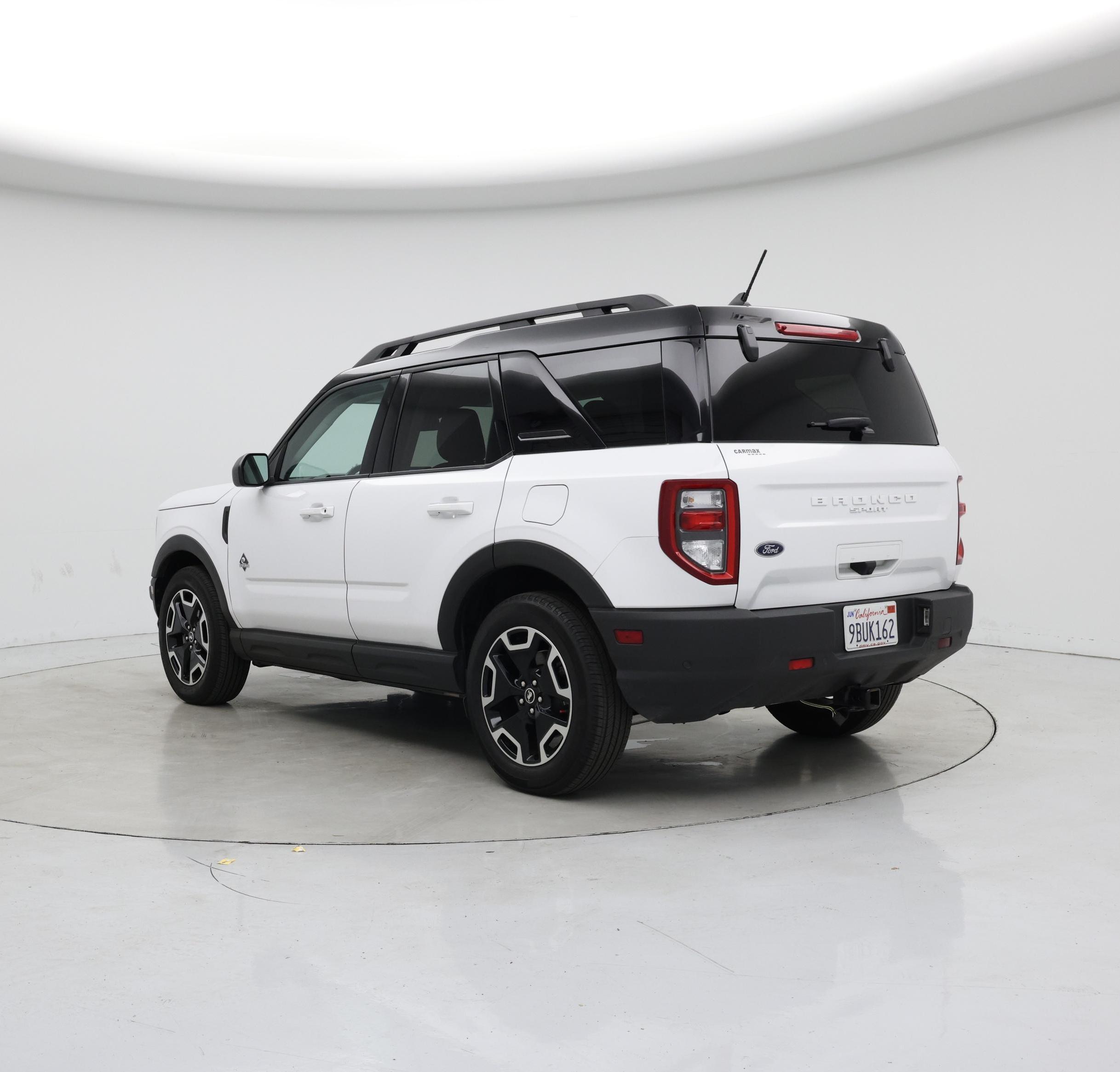 Thumbnail: 2022 Ford Bronco Sport - 2