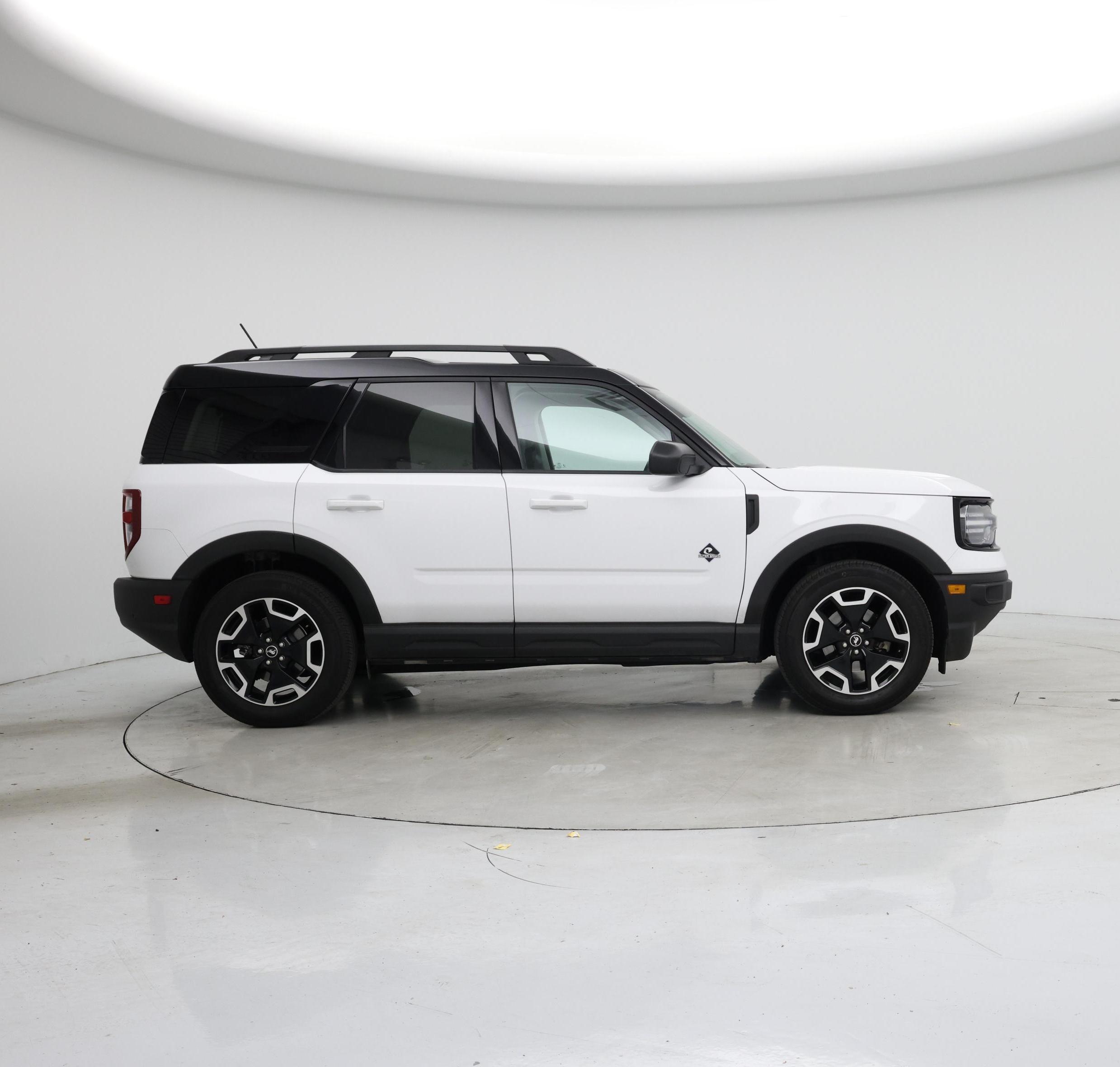 Thumbnail: 2022 Ford Bronco Sport - 7