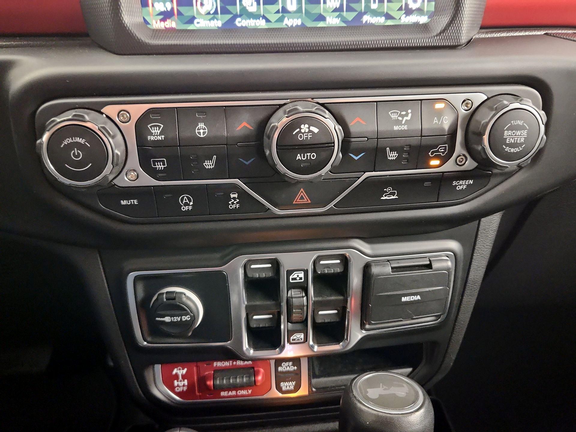 Thumbnail: 2023 Jeep Wrangler - 16
