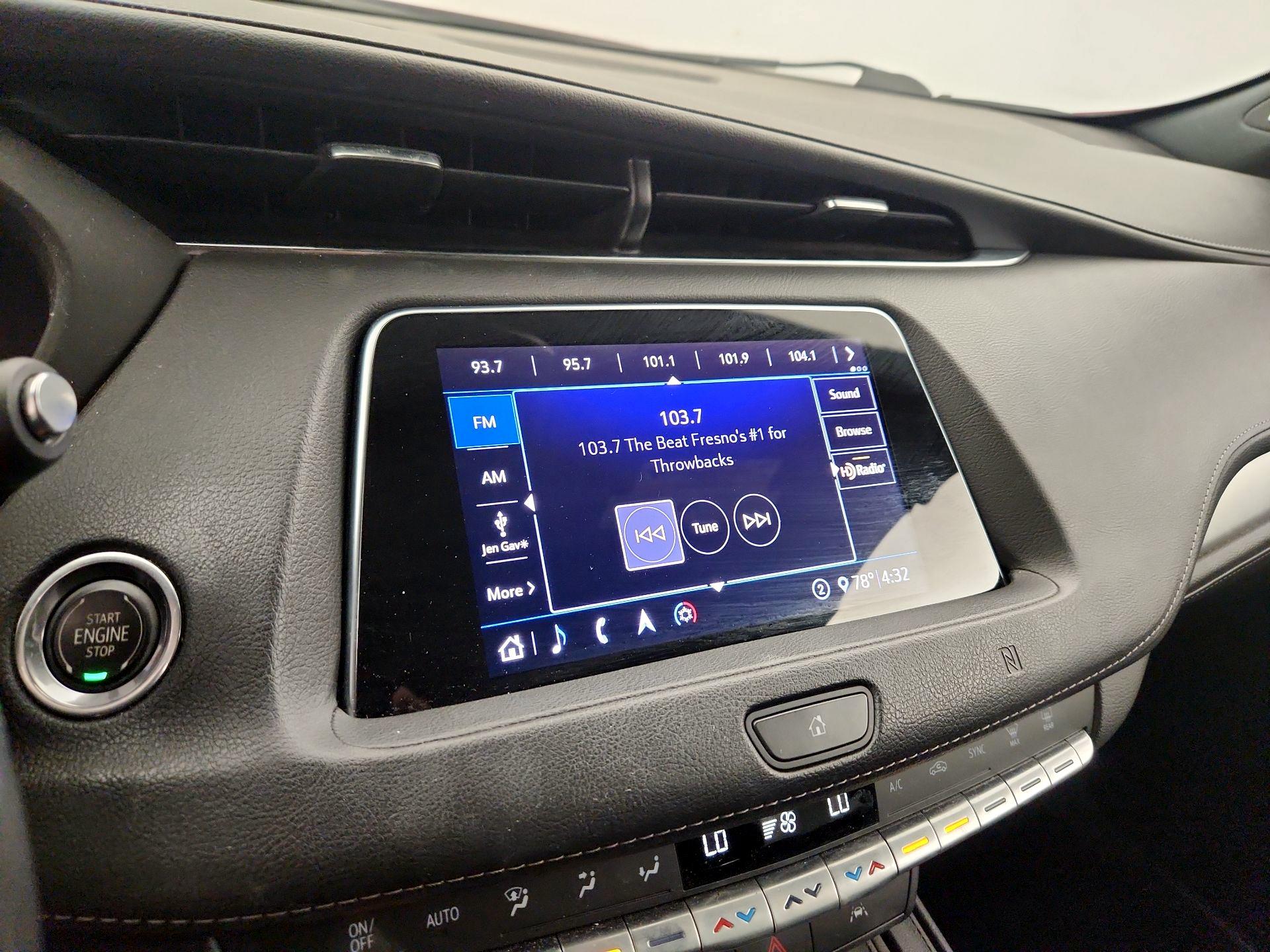 Thumbnail: 2020 Cadillac XT4 - 15