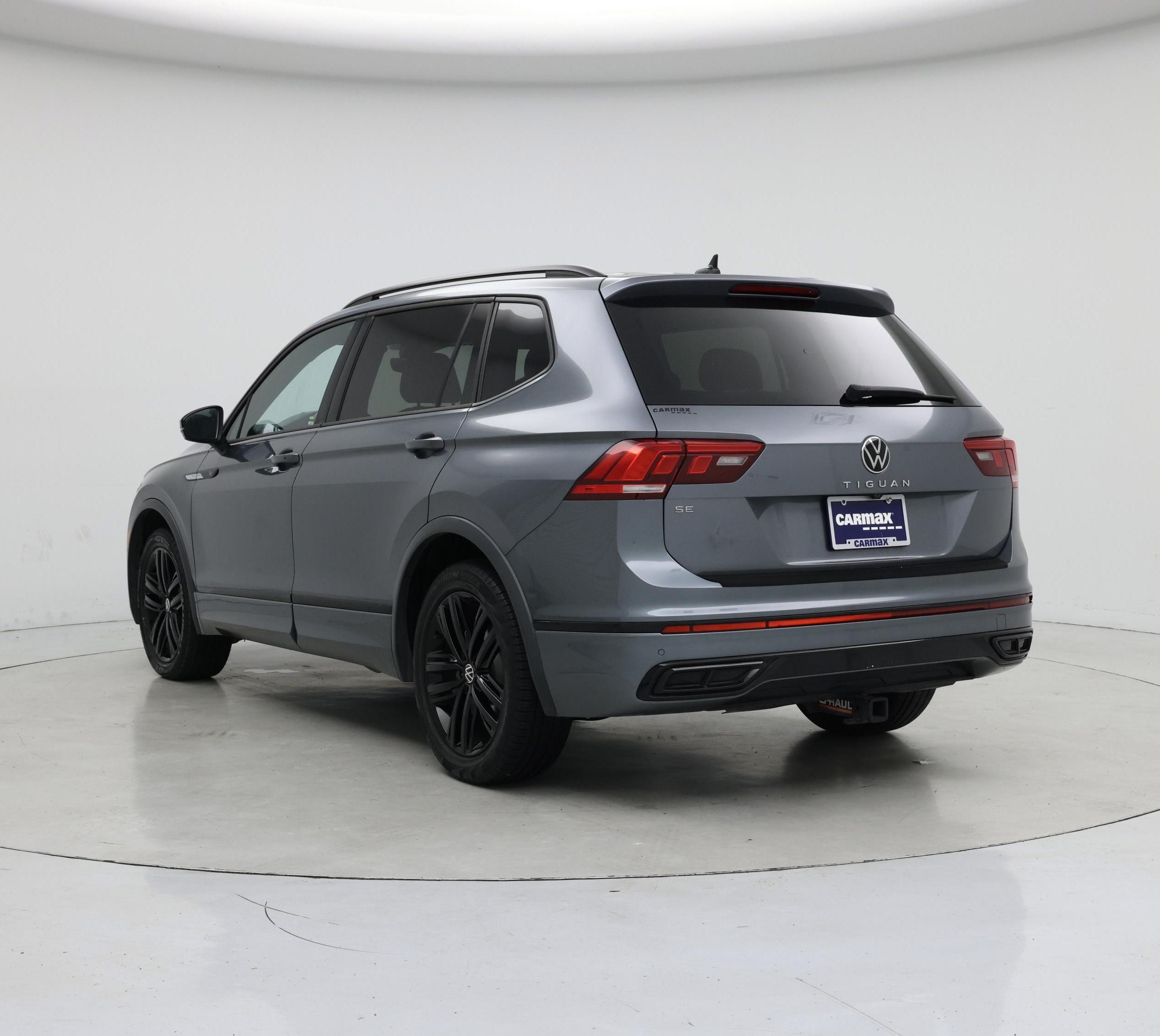 Thumbnail: 2022 Volkswagen Tiguan - 2