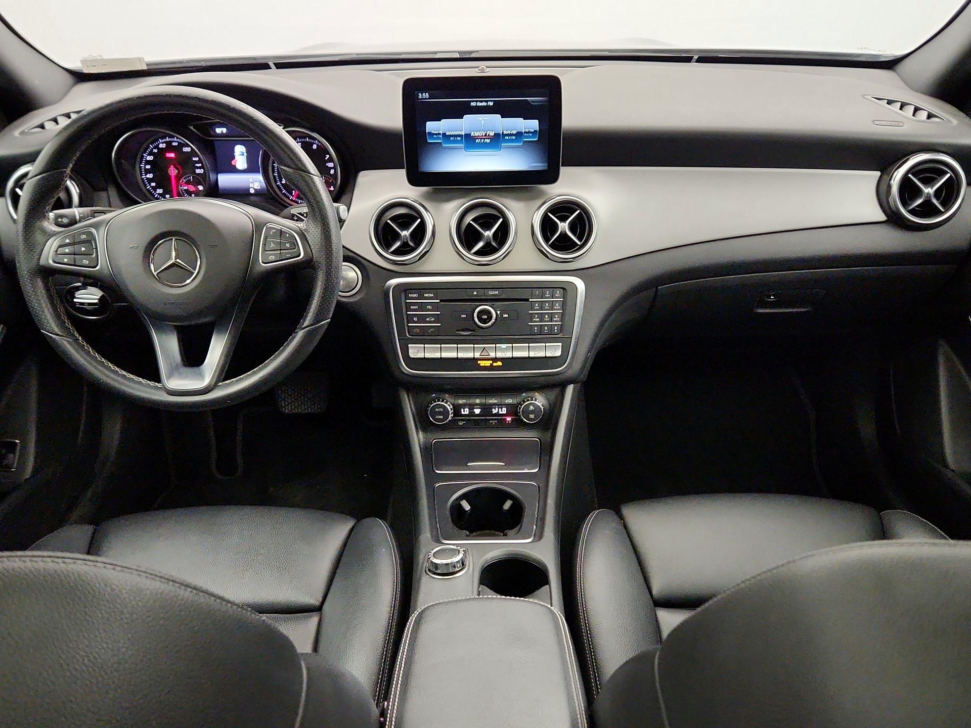 Thumbnail: 2018 Mercedes-Benz GLA - 9