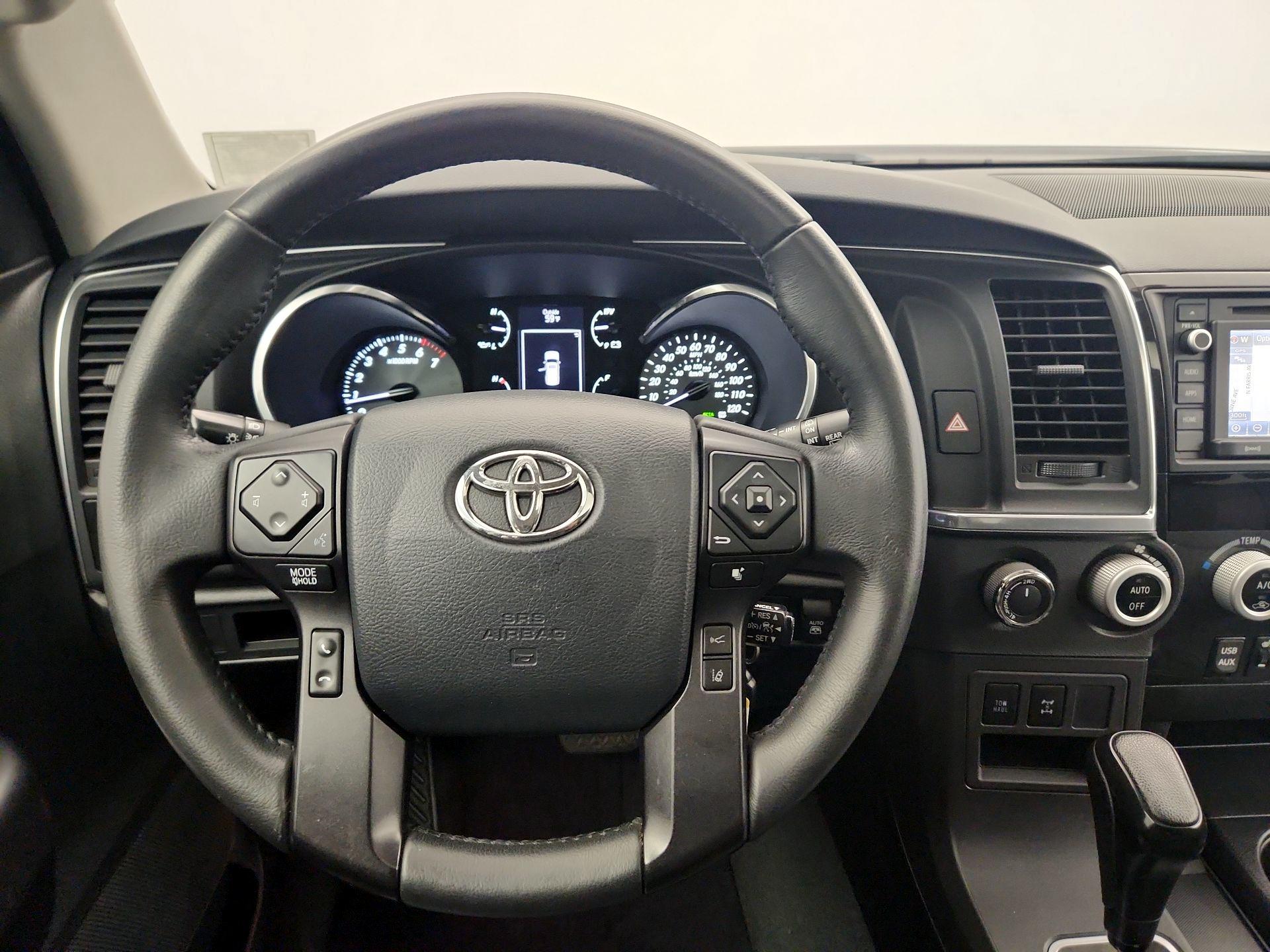 Thumbnail: 2019 Toyota Sequoia - 10