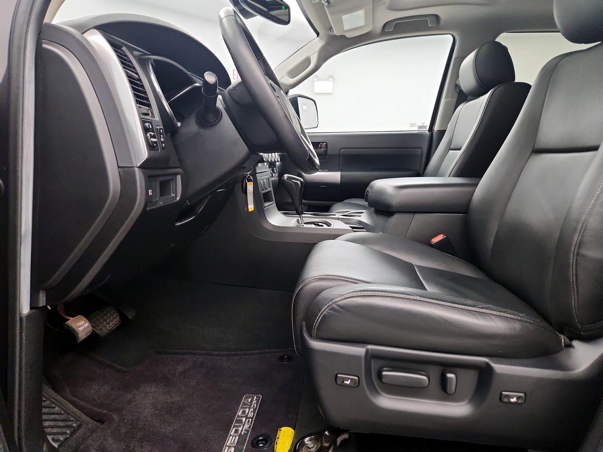 Thumbnail: 2019 Toyota Sequoia - 11